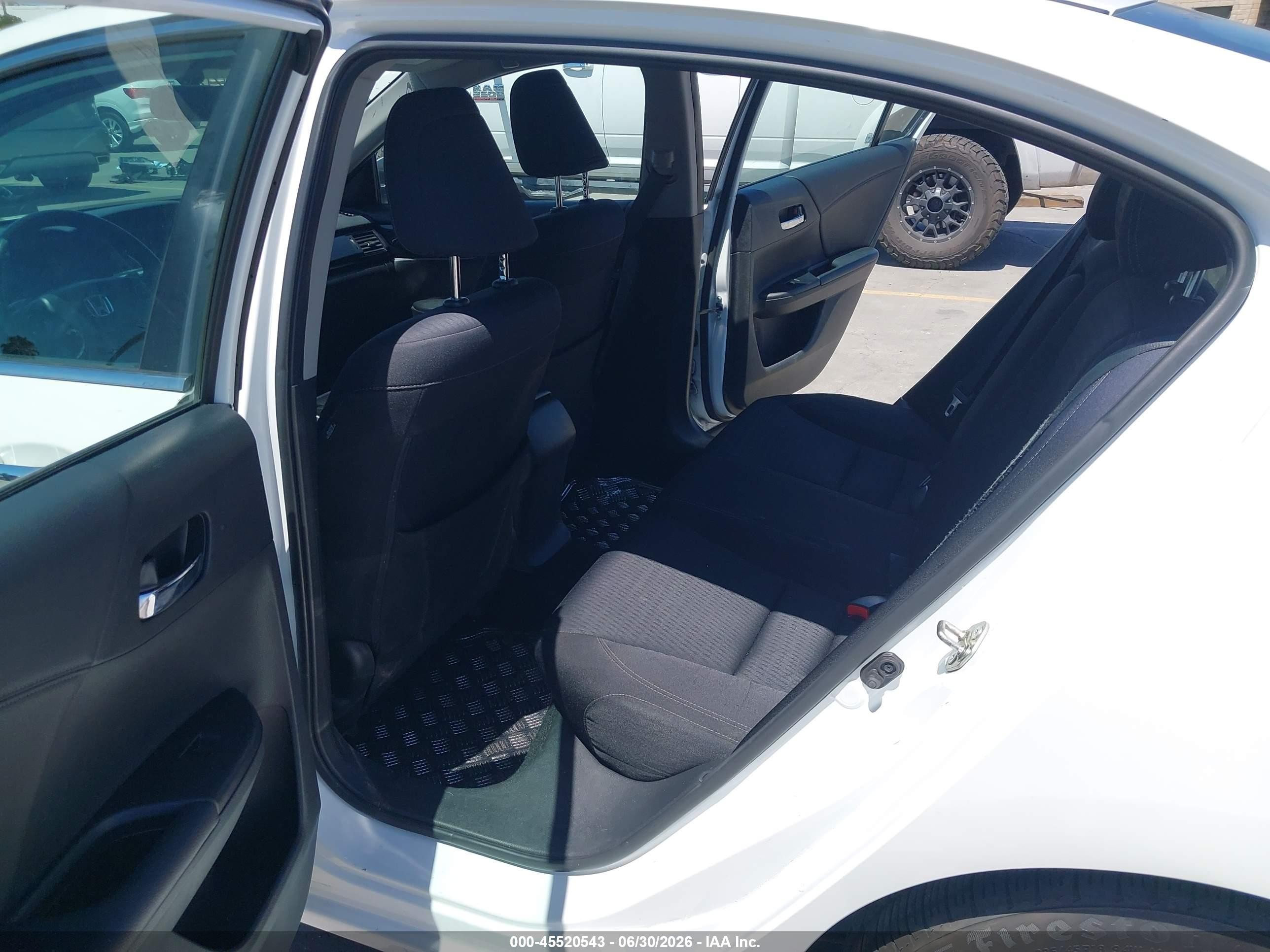 2015 Honda Accord Sport White vin: 1HGCR2F50FA051326