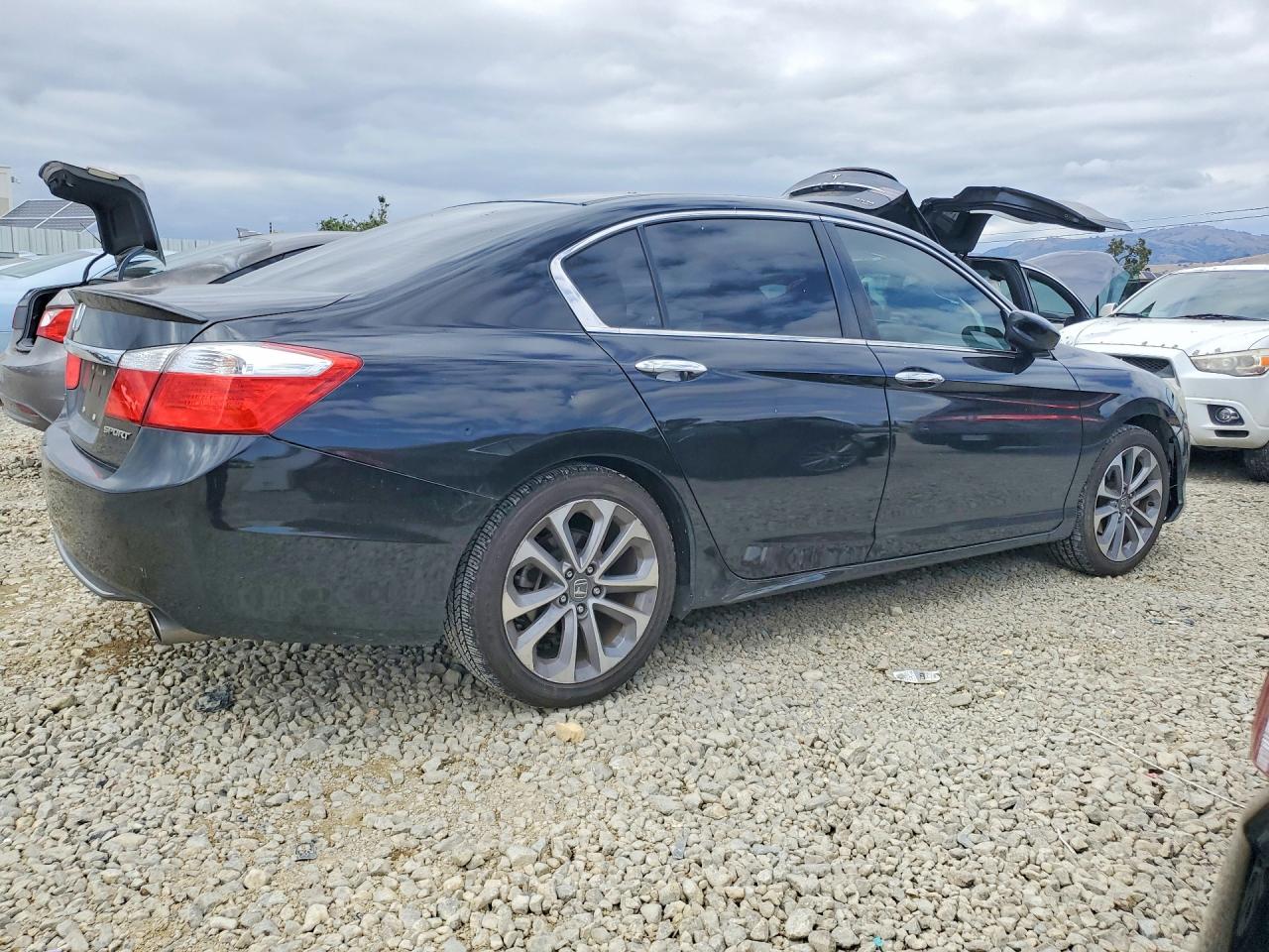 2015 Honda Accord Sport Black vin: 1HGCR2F50FA051696