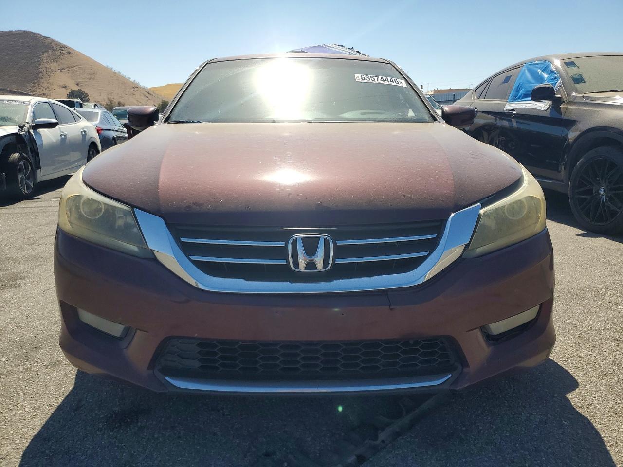 2015 Honda Accord Sport Burgundy vin: 1HGCR2F50FA055151