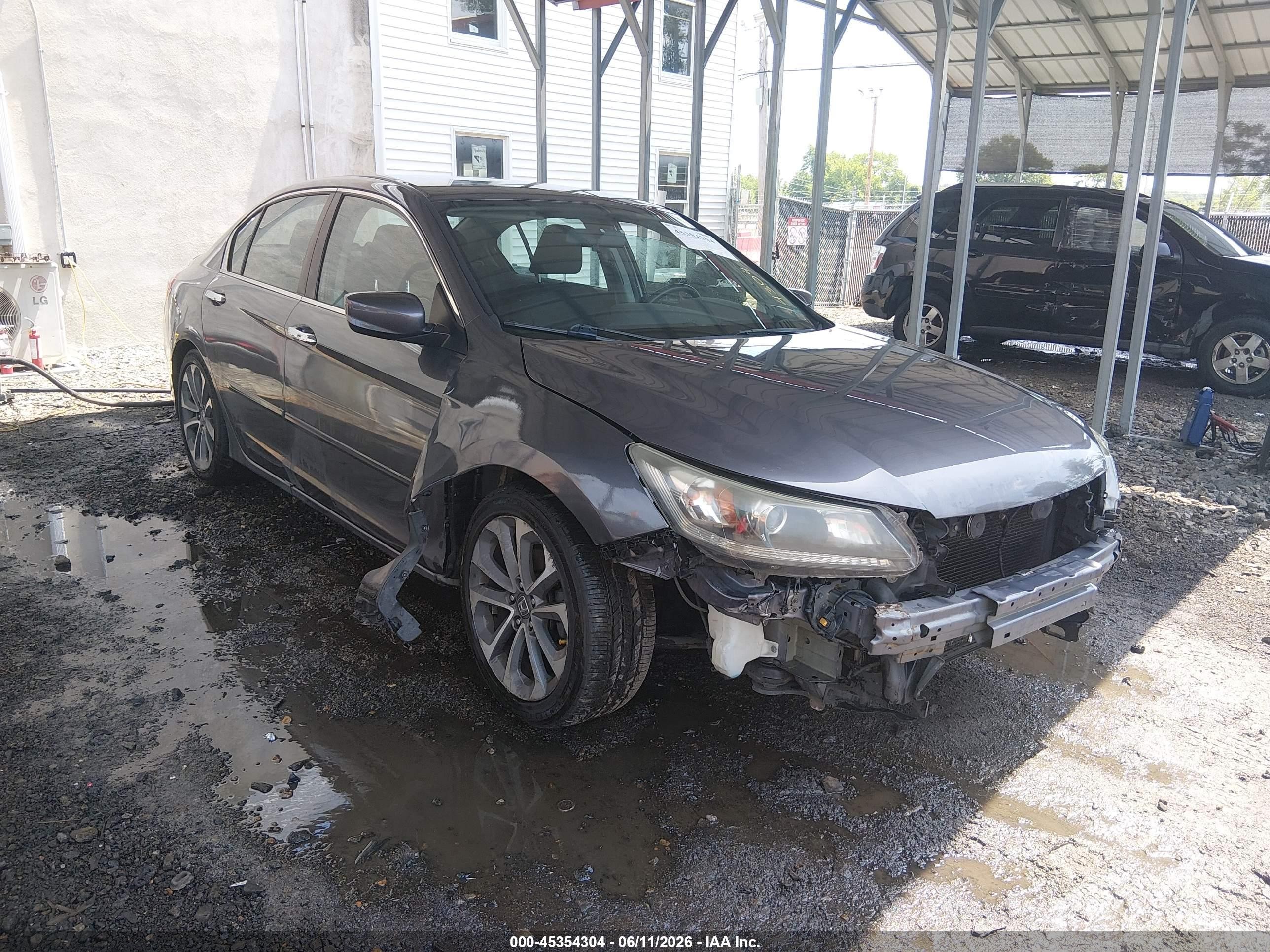 2015 Honda Accord Sport Gray vin: 1HGCR2F50FA072290