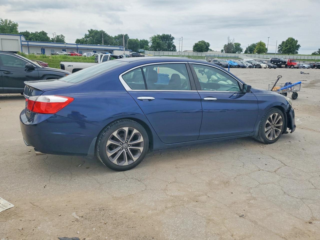 2015 Honda Accord Sport Blue vin: 1HGCR2F50FA076226