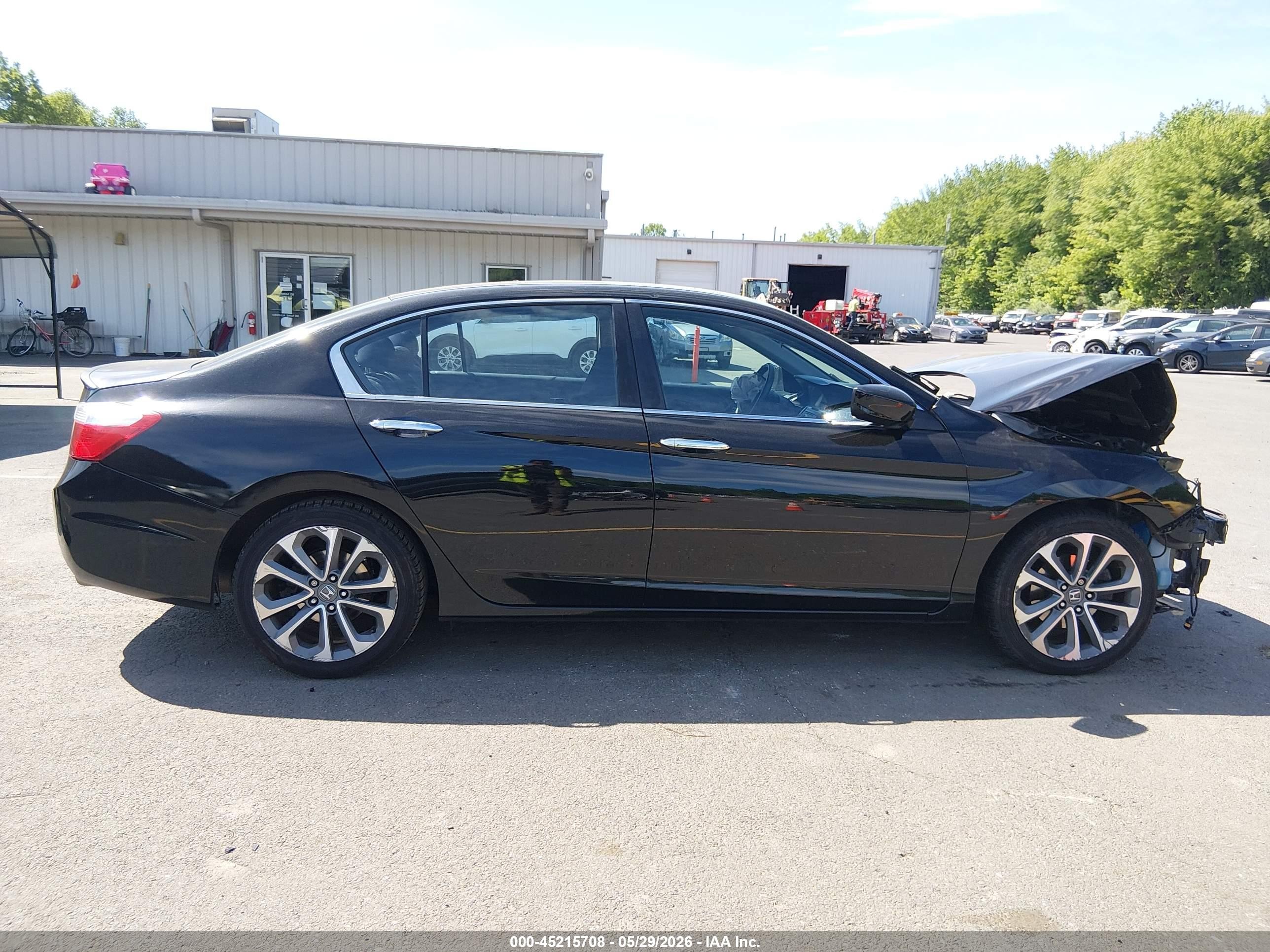 2015 Honda Accord Sport Black vin: 1HGCR2F50FA165696