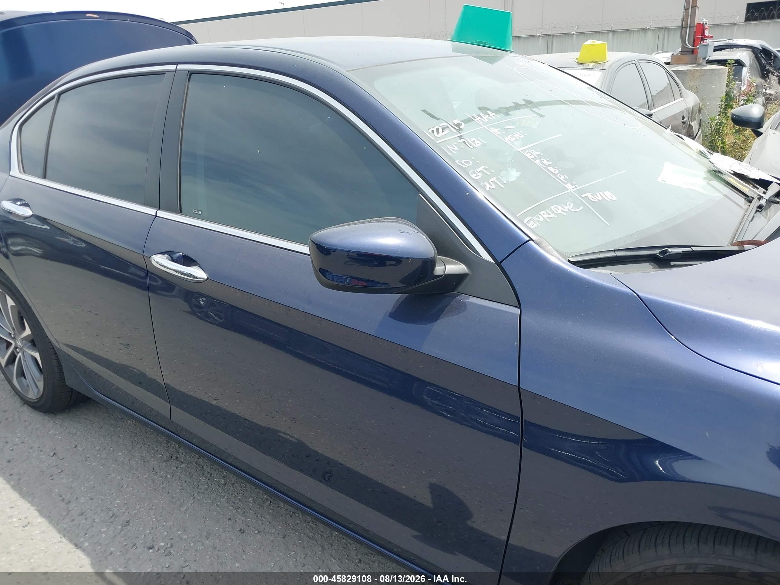 2015 Honda Accord Sport Blue vin: 1HGCR2F50FA251073