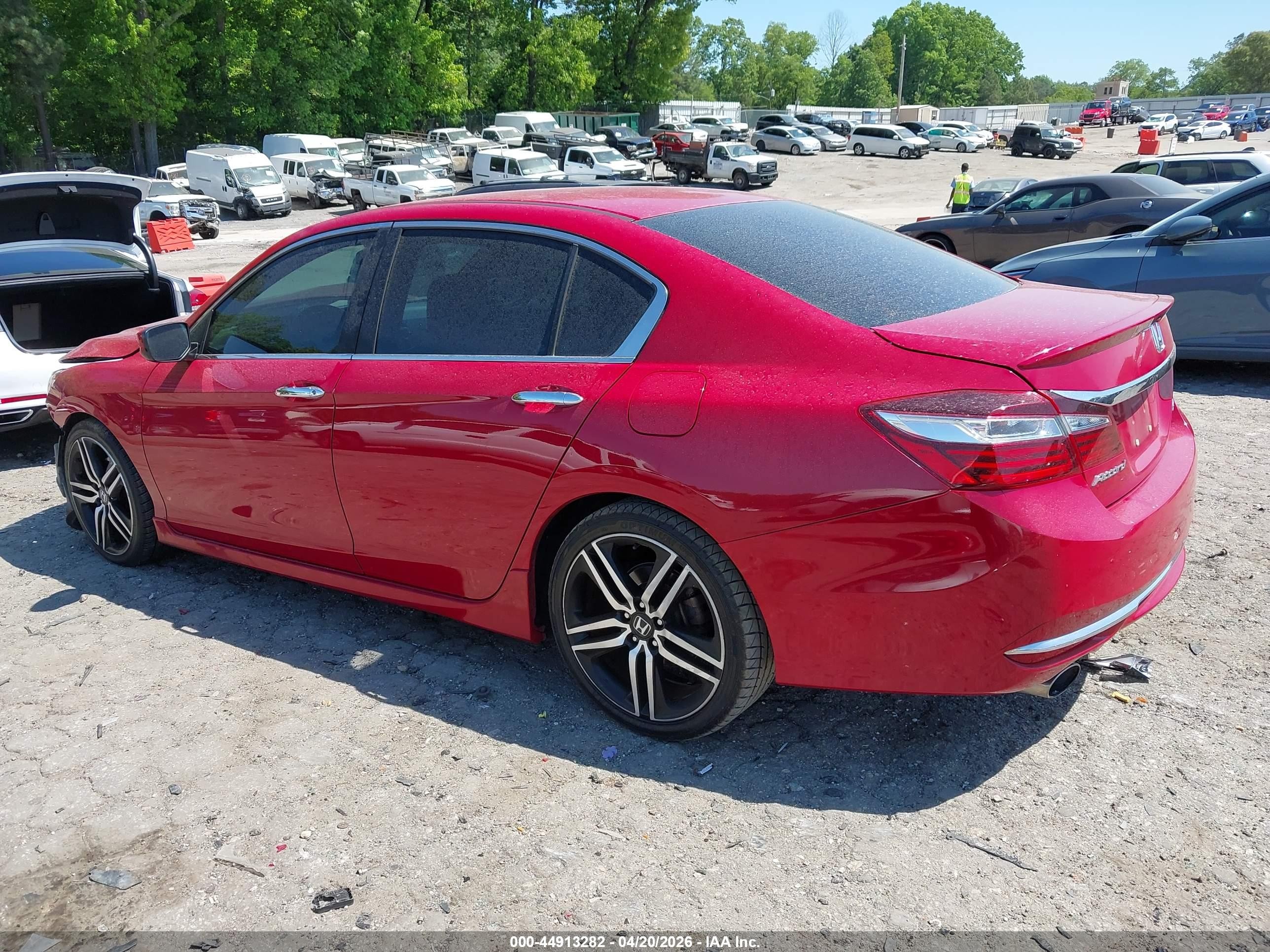 2017 Honda Accord Sport Red vin: 1HGCR2F50HA048770