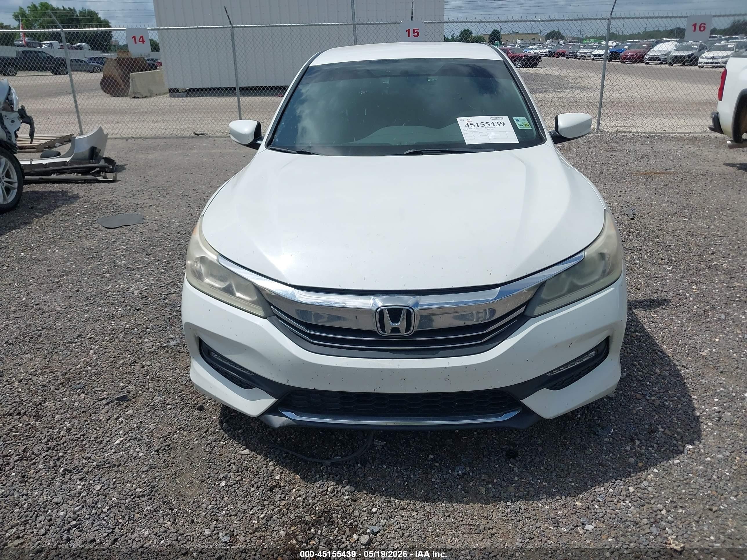 2017 Honda Accord Sport Белый vin: 1HGCR2F50HA219355