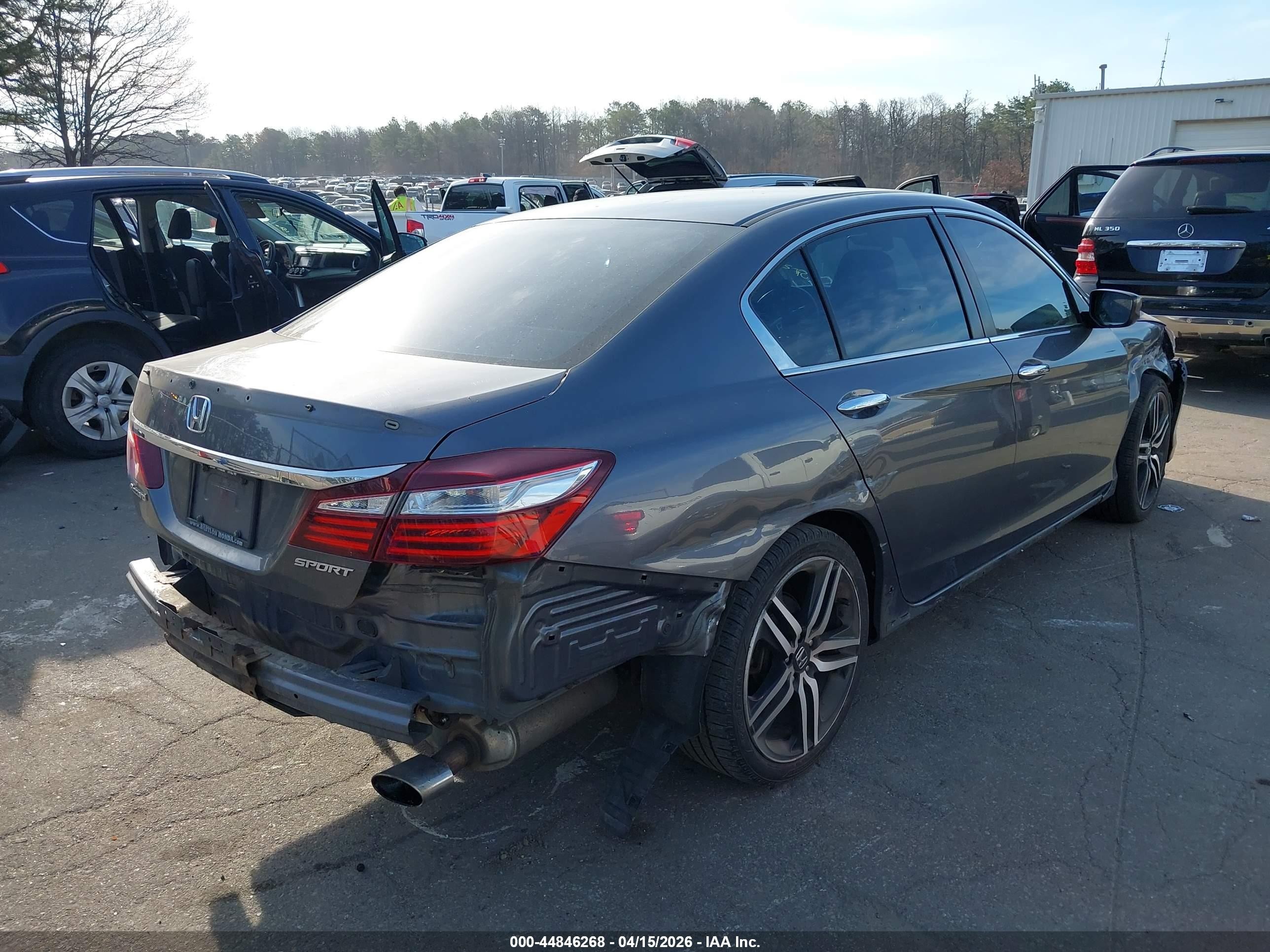 2017 Honda Accord Sport Gray vin: 1HGCR2F50HA223468