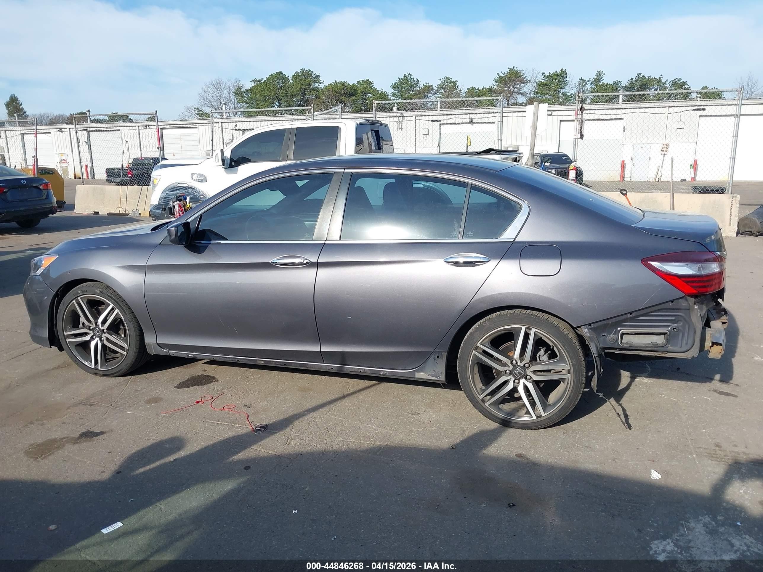 2017 Honda Accord Sport Gray vin: 1HGCR2F50HA223468
