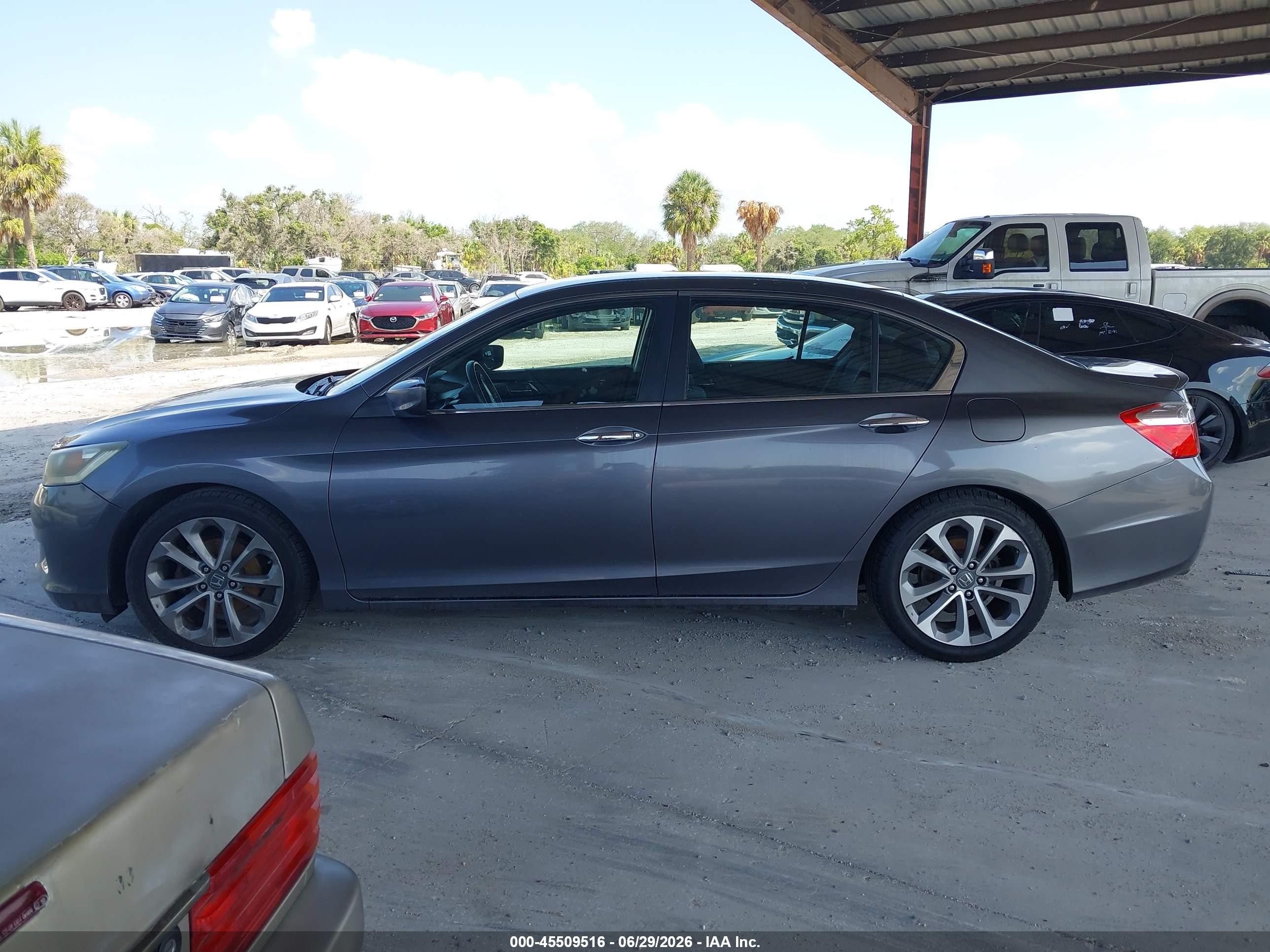 2013 Honda Accord Sport Gray vin: 1HGCR2F51DA017179
