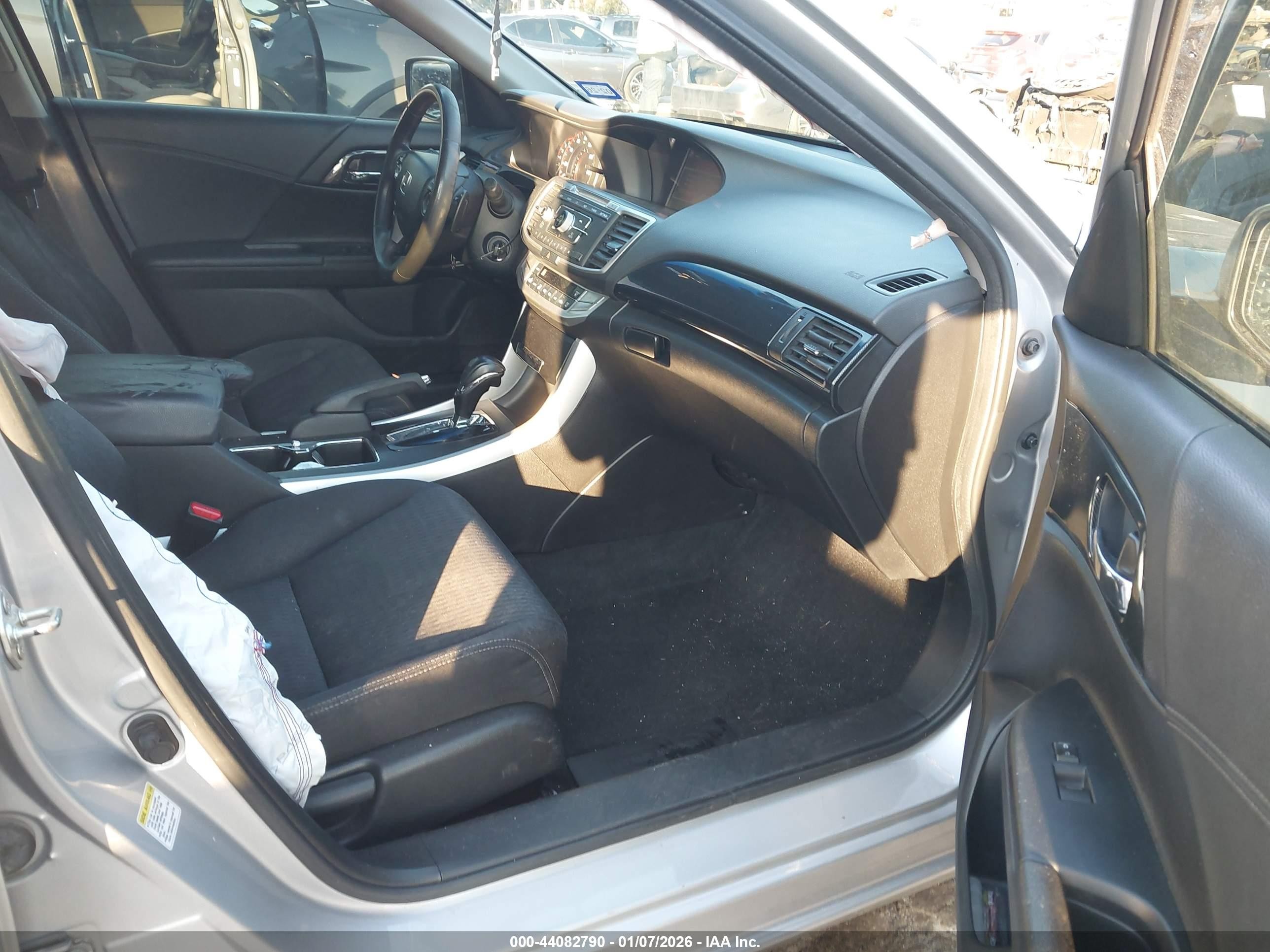 2013 Honda Accord Sport Серебряный vin: 1HGCR2F51DA185100