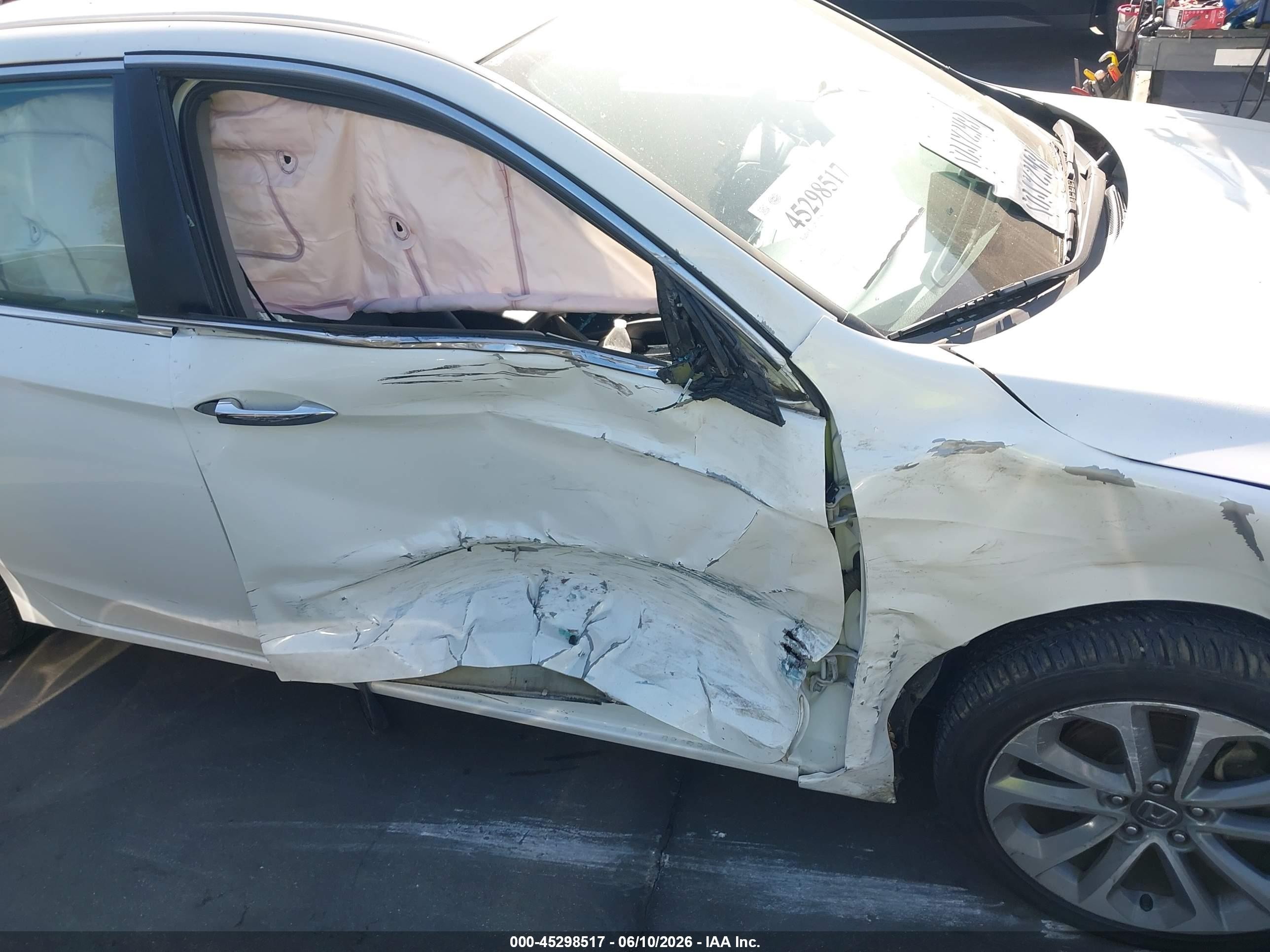 2013 Honda Accord Sport White vin: 1HGCR2F51DA215342