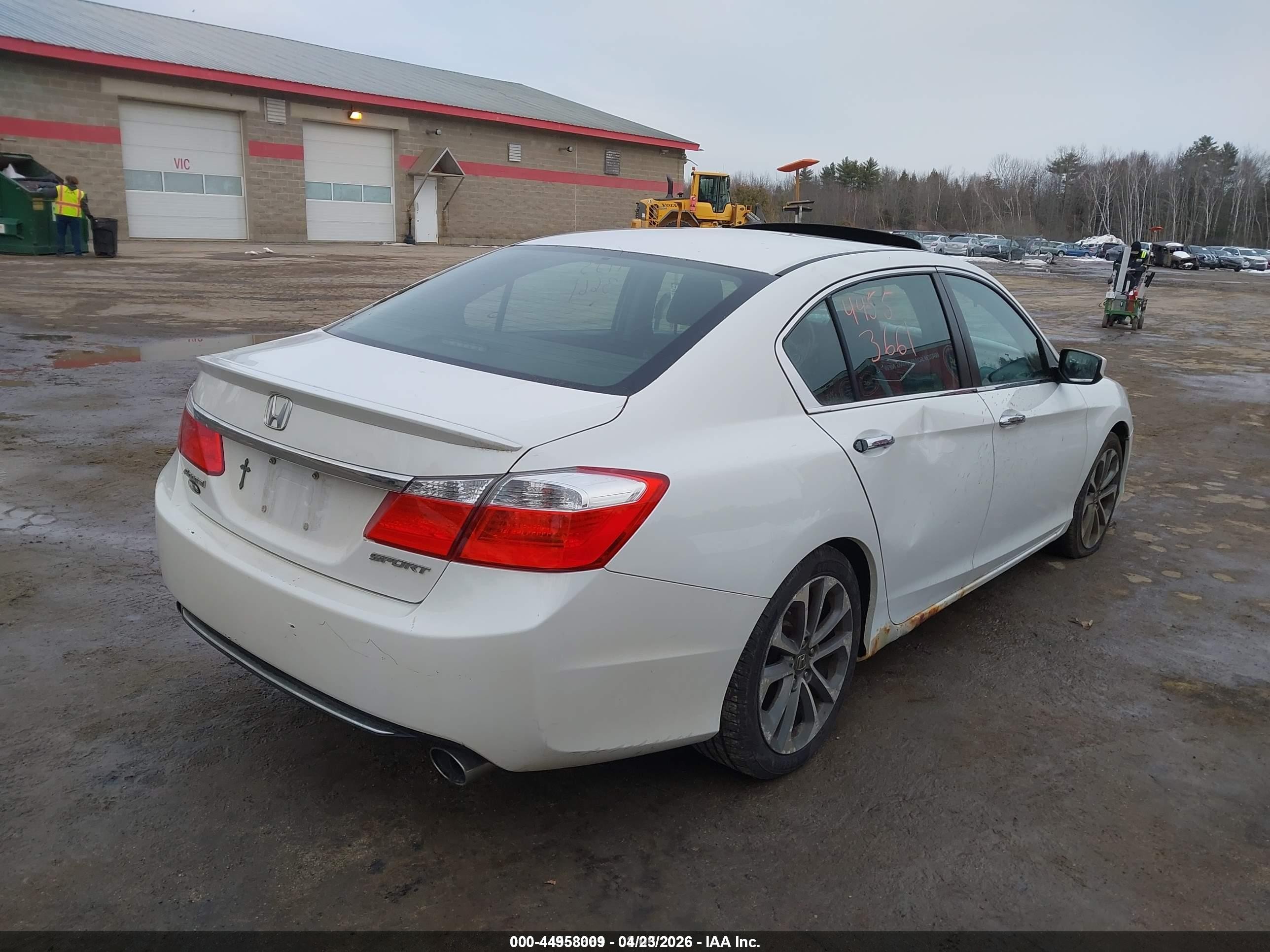 2013 Honda Accord Sport White vin: 1HGCR2F51DA233372