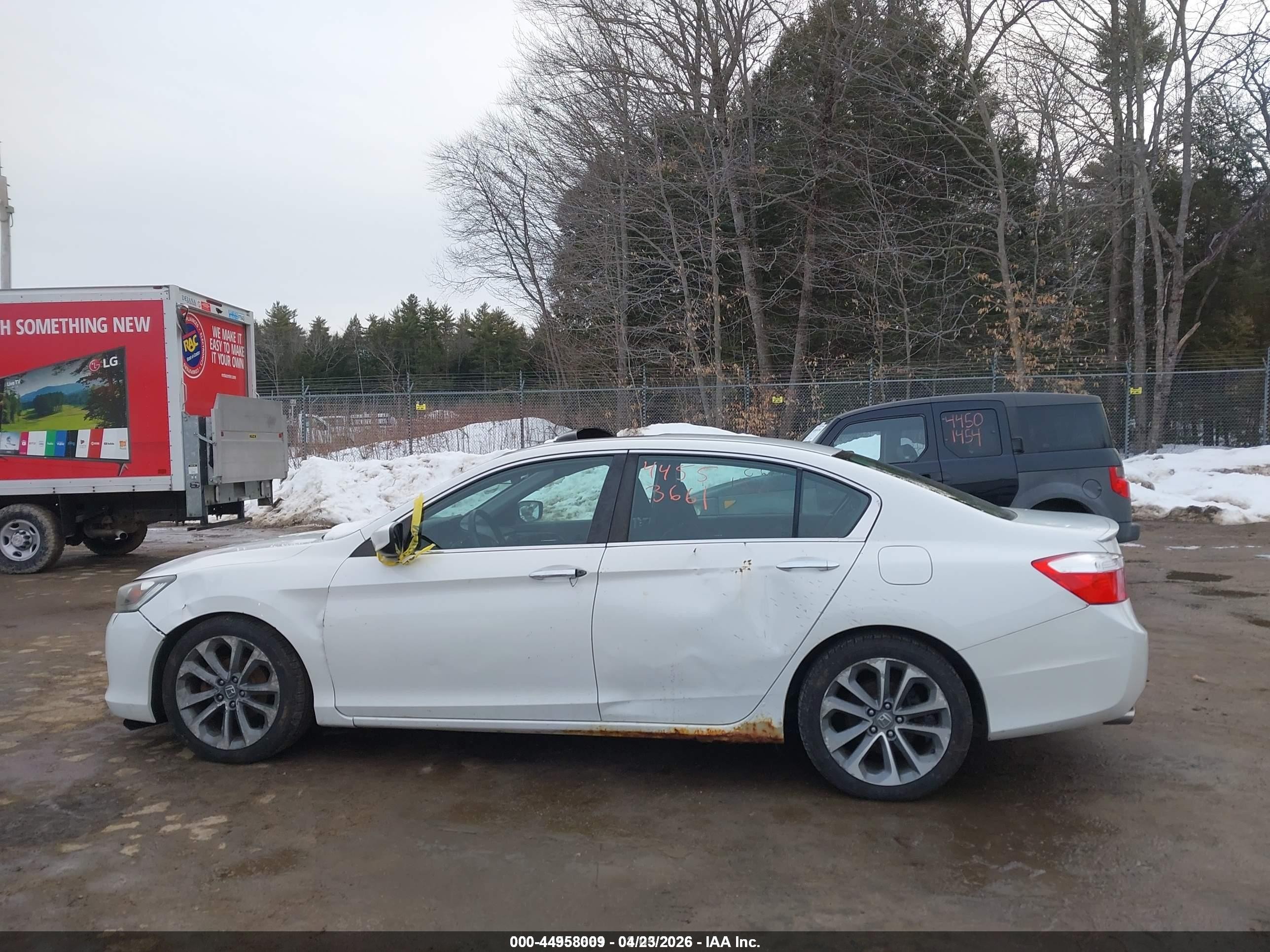 2013 Honda Accord Sport White vin: 1HGCR2F51DA233372