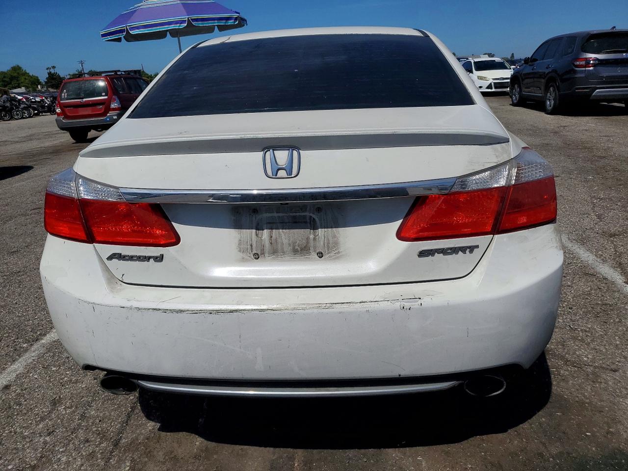 2014 Honda Accord Sport White vin: 1HGCR2F51EA070563