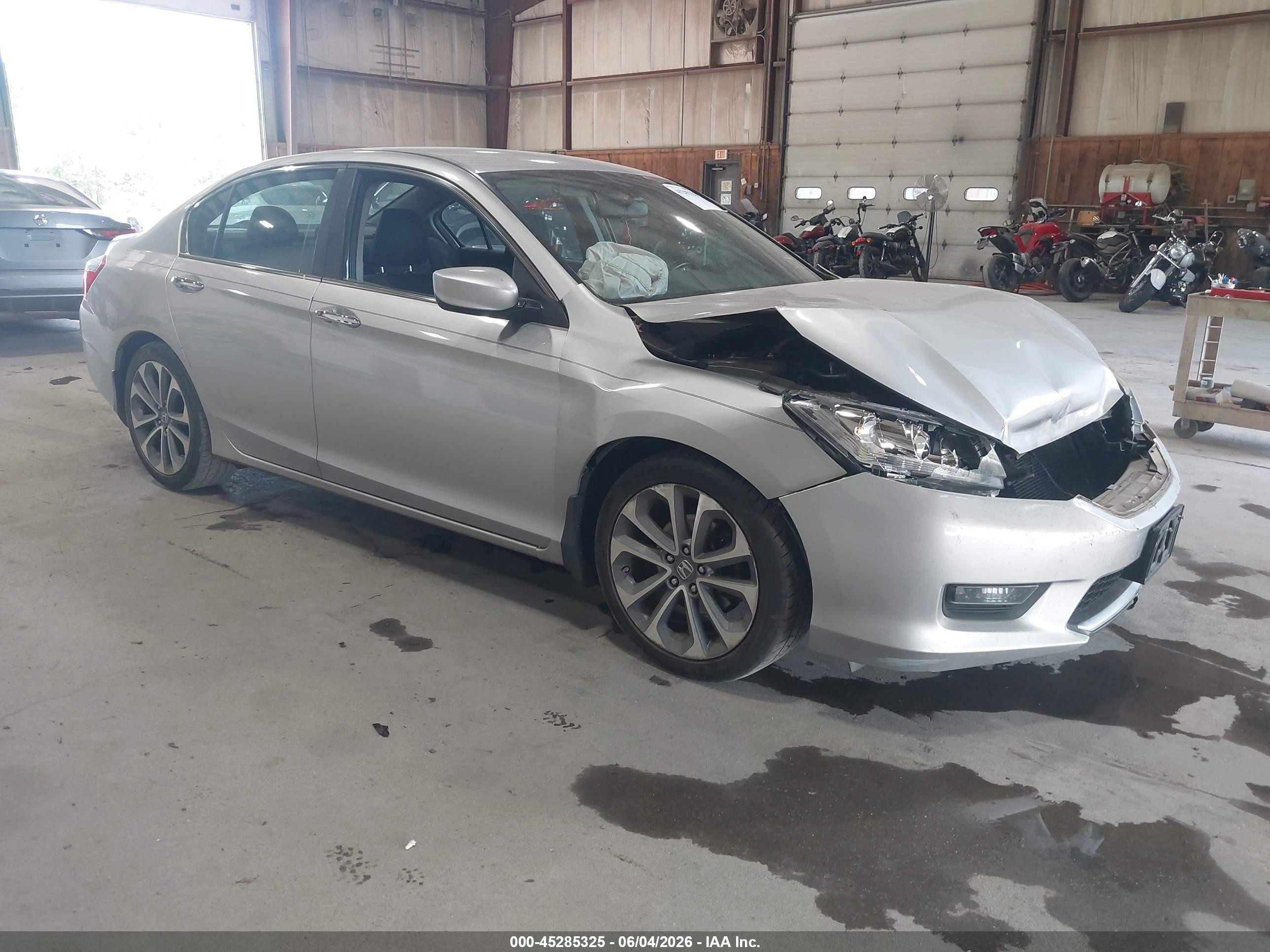 2014 Honda Accord Sport Gray vin: 1HGCR2F51EA100371