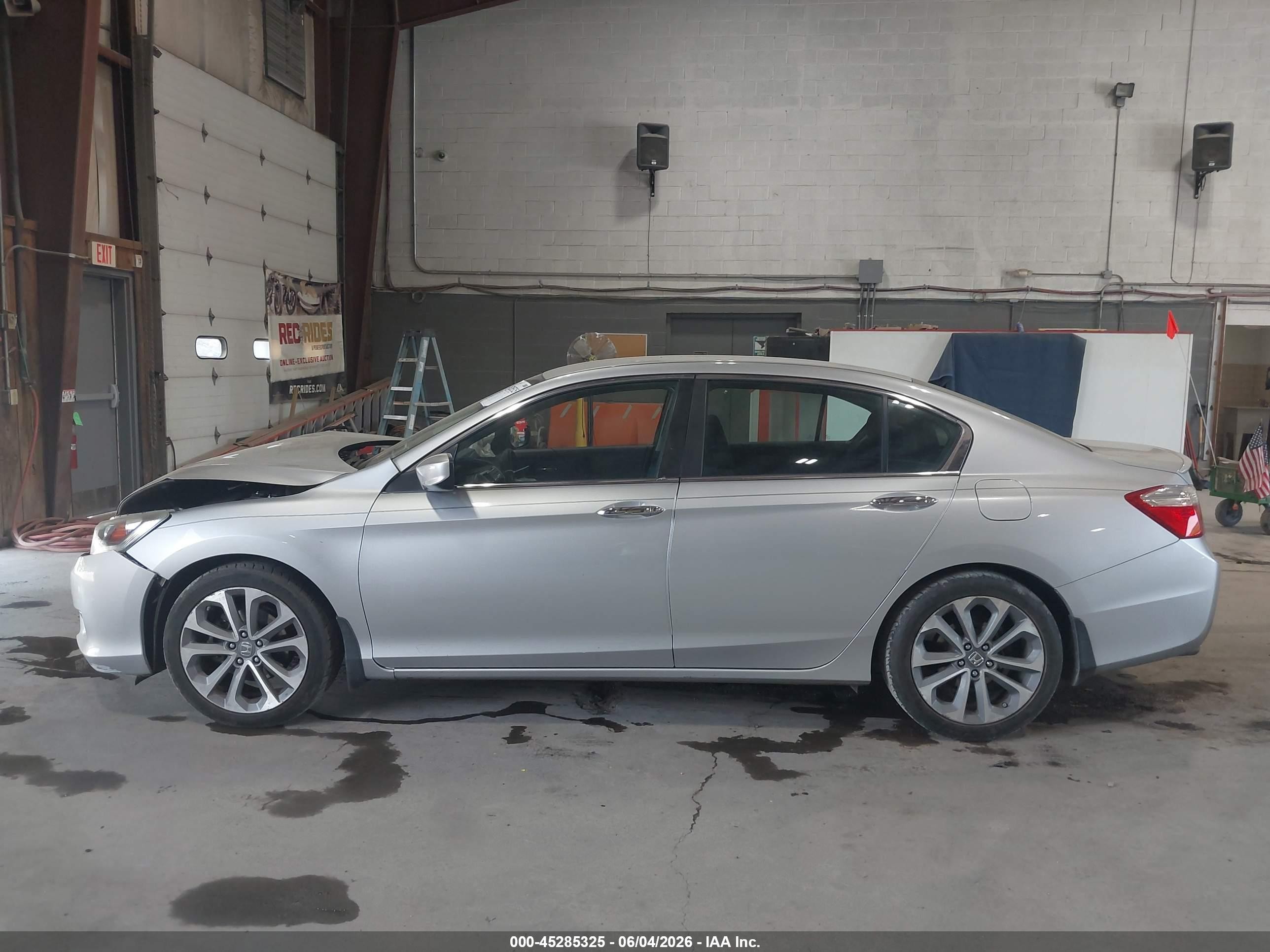 2014 Honda Accord Sport Gray vin: 1HGCR2F51EA100371
