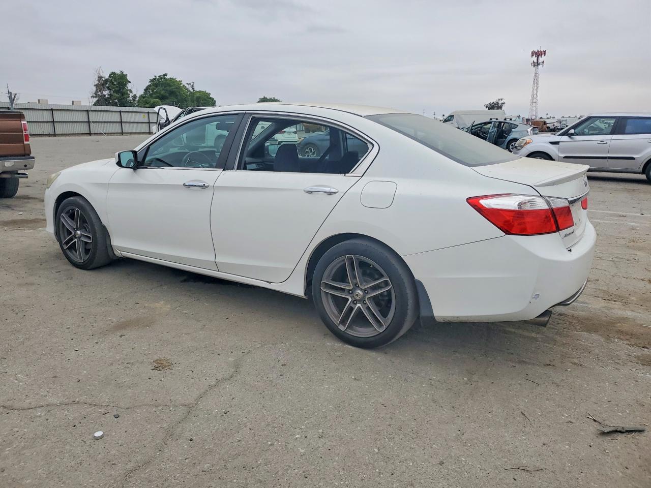 2014 Honda Accord Sport White vin: 1HGCR2F51EA219361