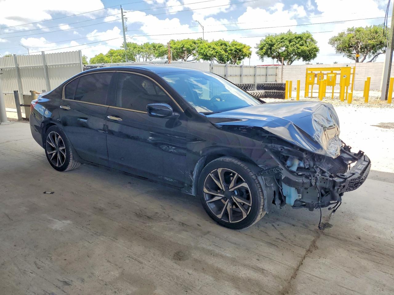 2015 Honda Accord Sport Black vin: 1HGCR2F51FA076428