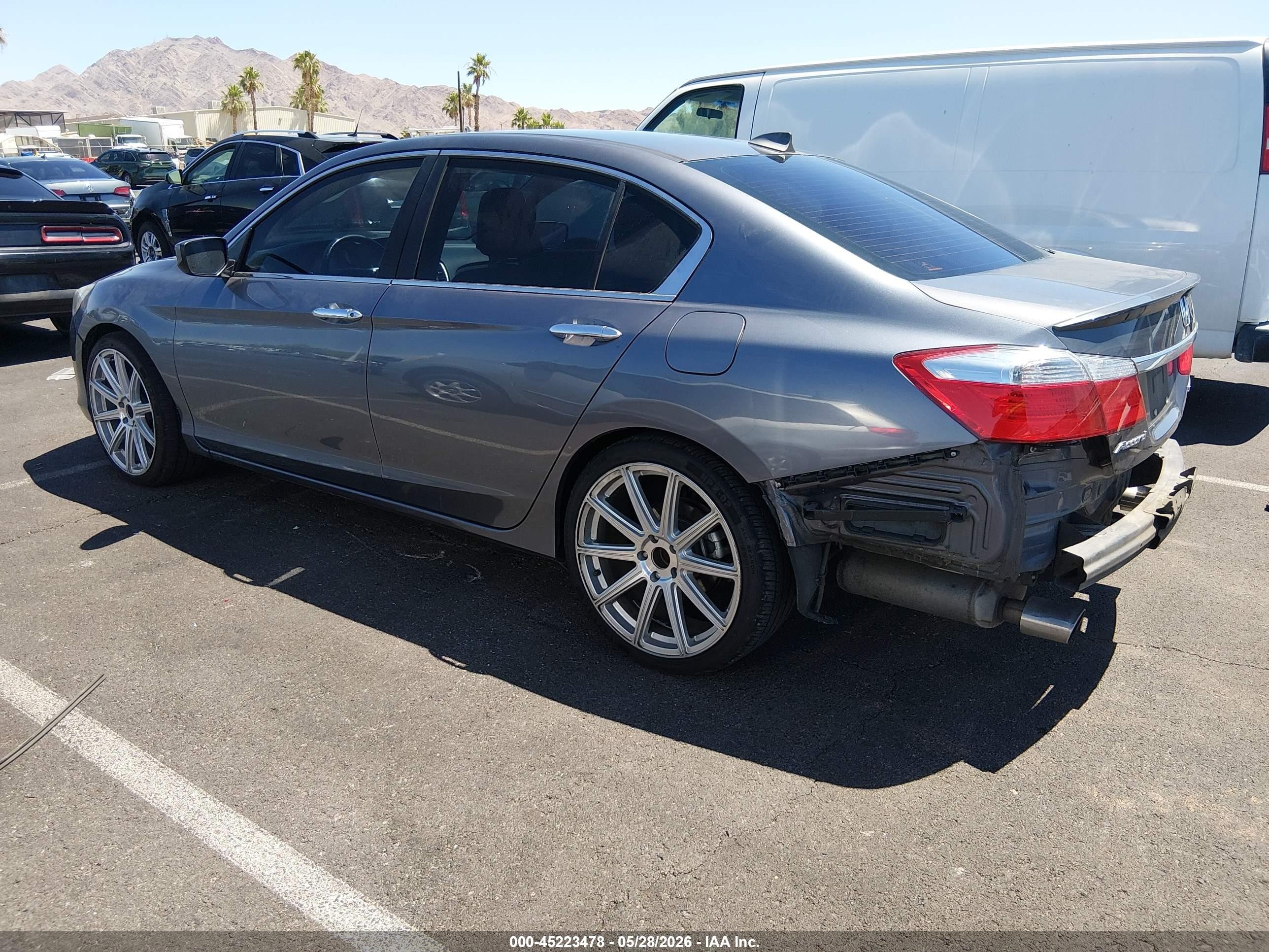 2015 Honda Accord Sport Gray vin: 1HGCR2F51FA109072