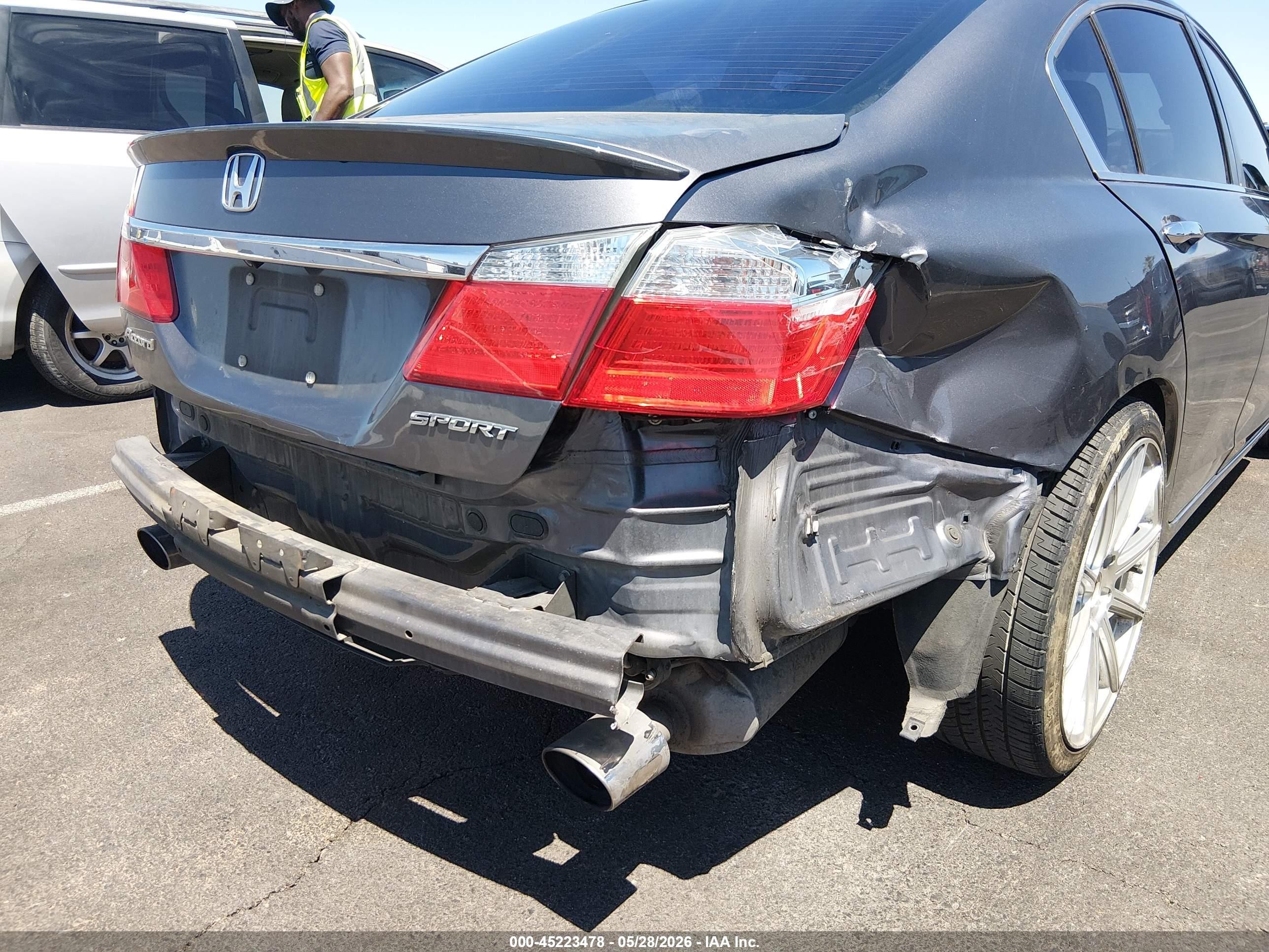 2015 Honda Accord Sport Gray vin: 1HGCR2F51FA109072