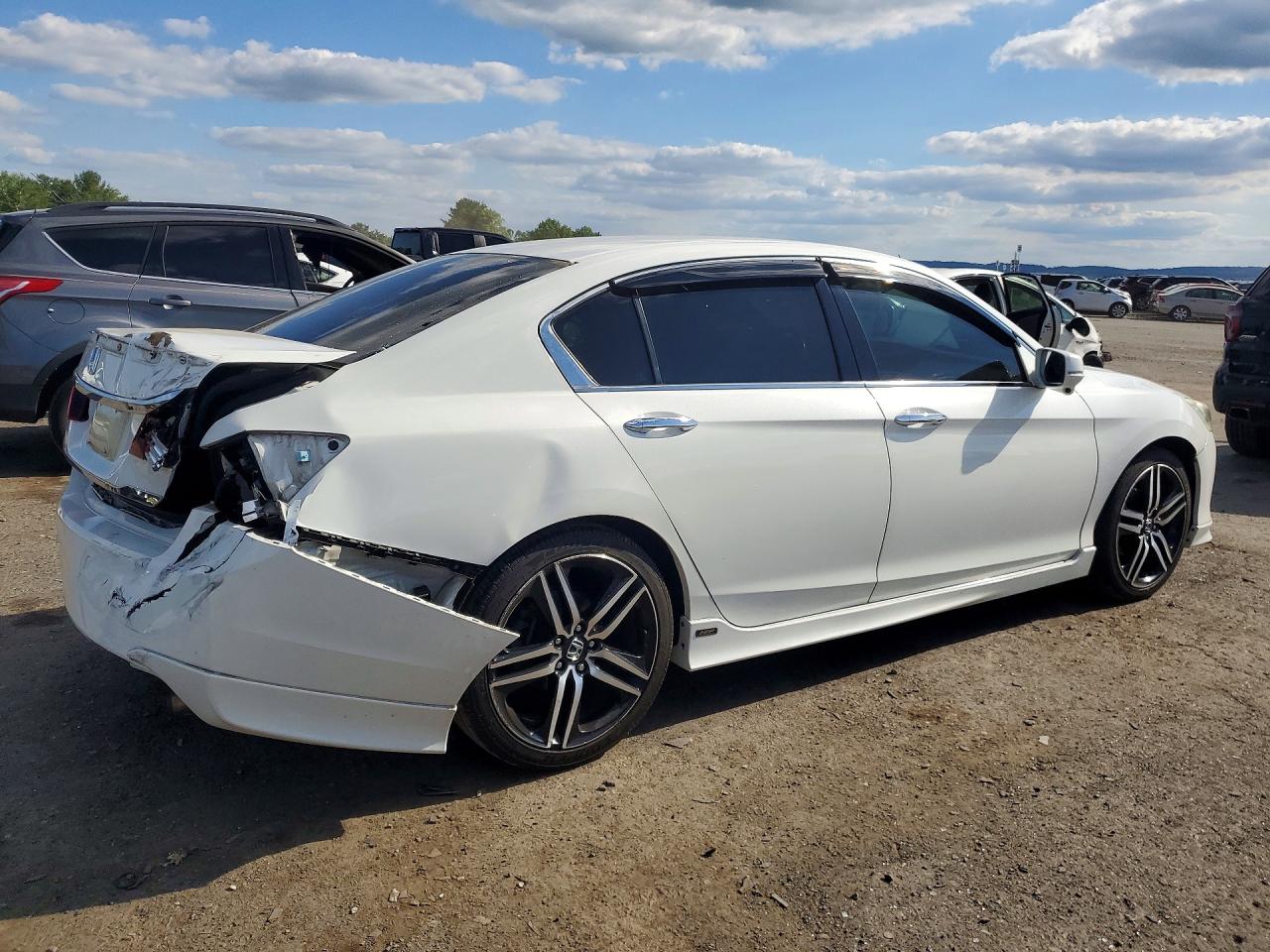 2015 Honda Accord Белый vin: 1HGCR2F51FA114580