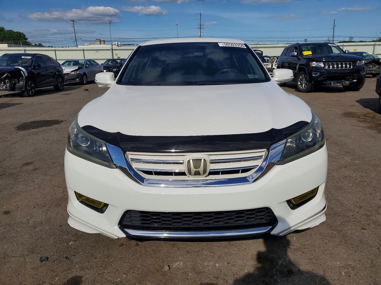 2015 Honda Accord Белый vin: 1HGCR2F51FA114580