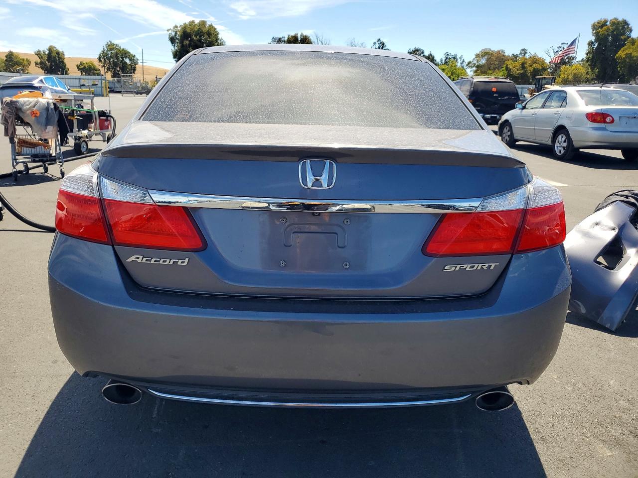 2015 Honda Accord Sport Gray vin: 1HGCR2F51FA180725