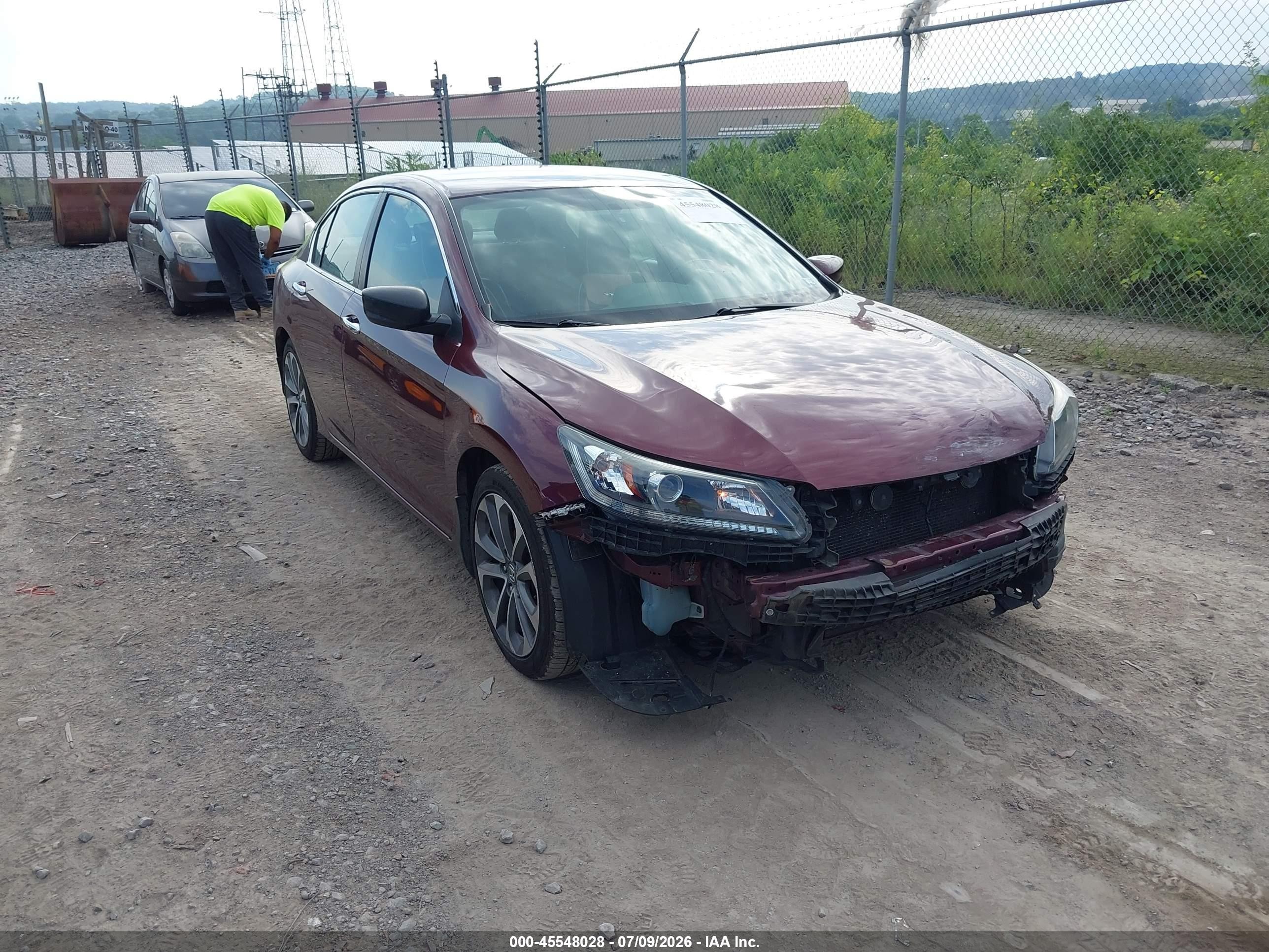 2015 Honda Accord Sport Maroon vin: 1HGCR2F51FA224674