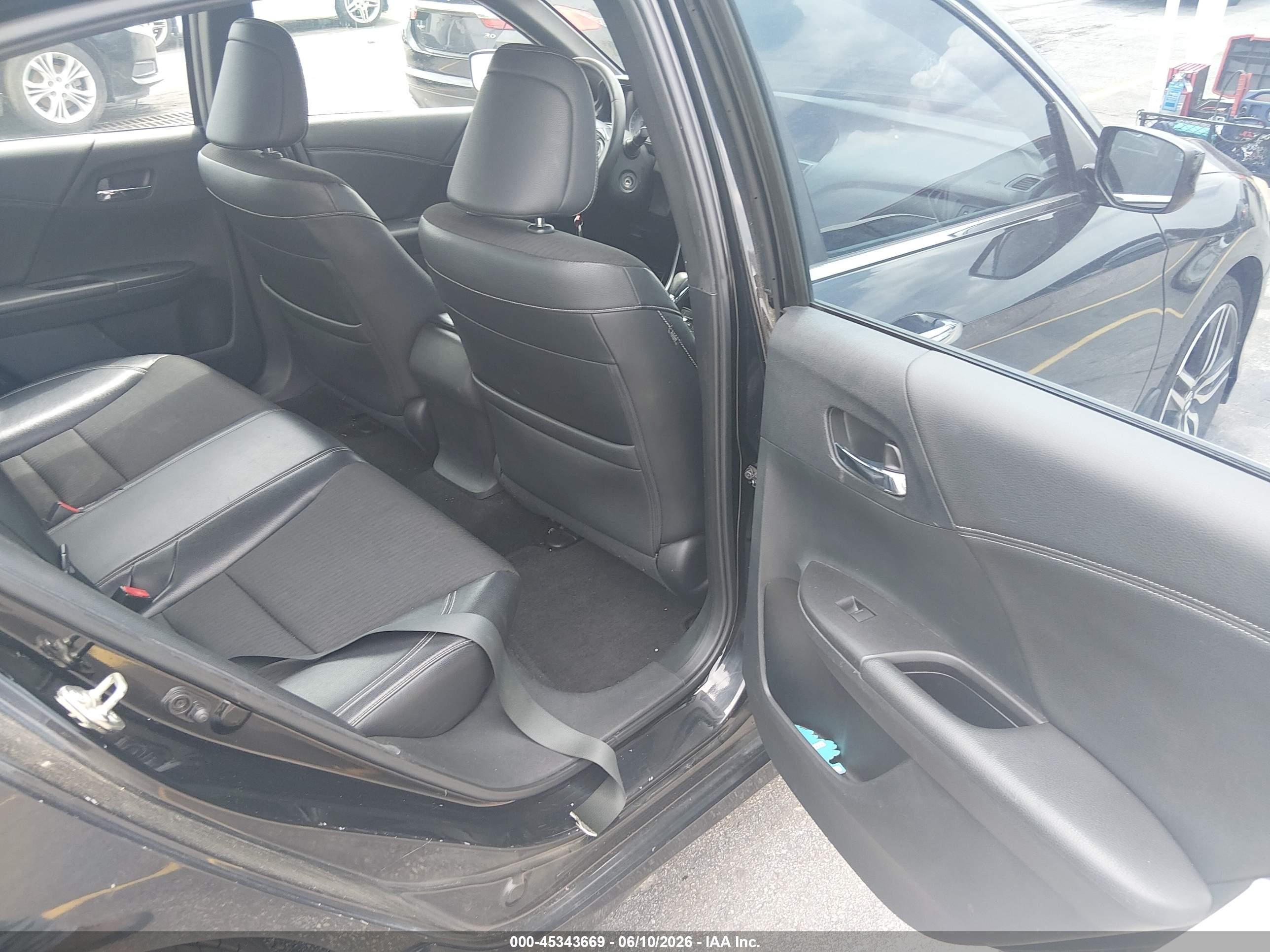 2016 Honda Accord Sport Black vin: 1HGCR2F51GA107940