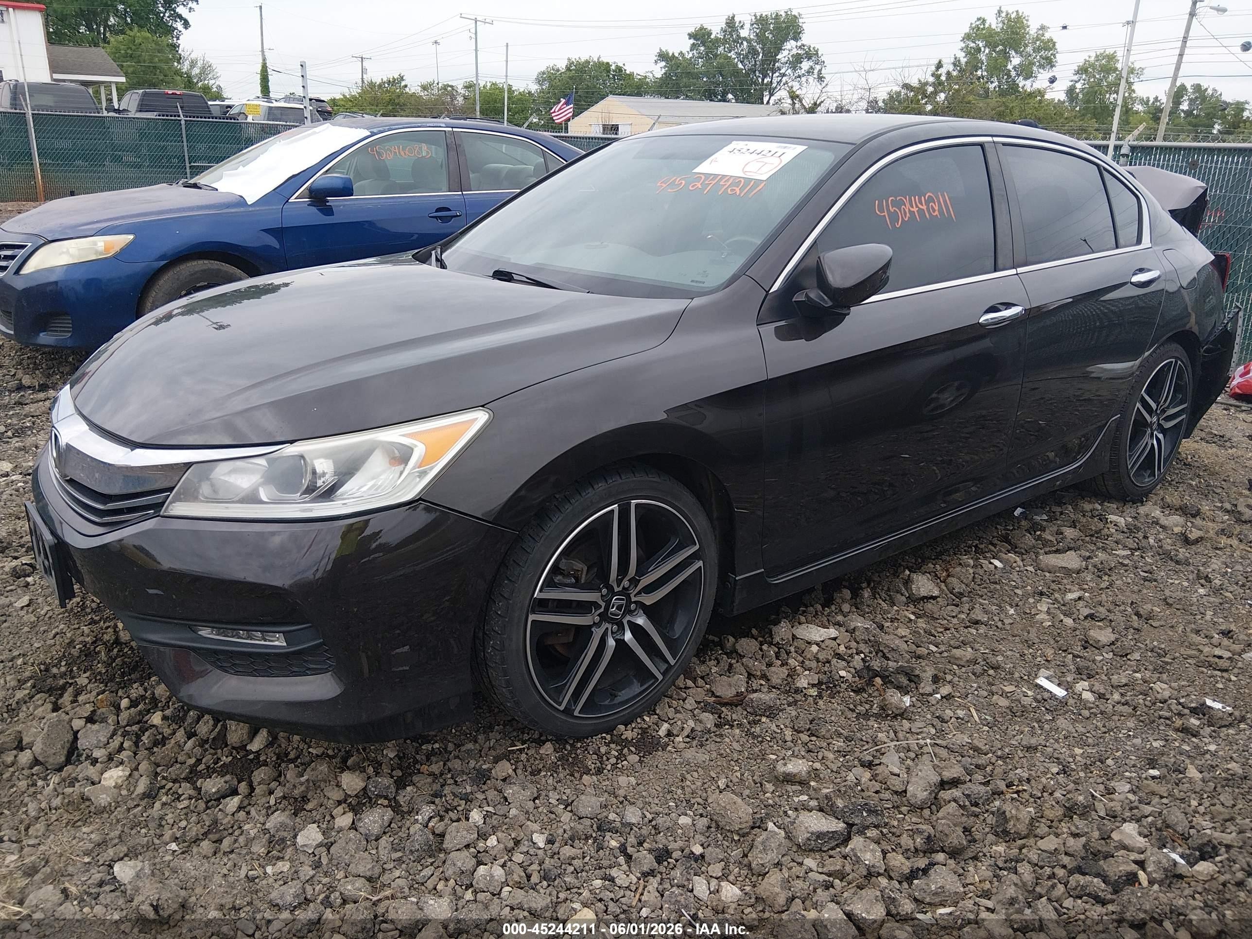 2017 Honda Accord Sport Черный vin: 1HGCR2F51HA097315