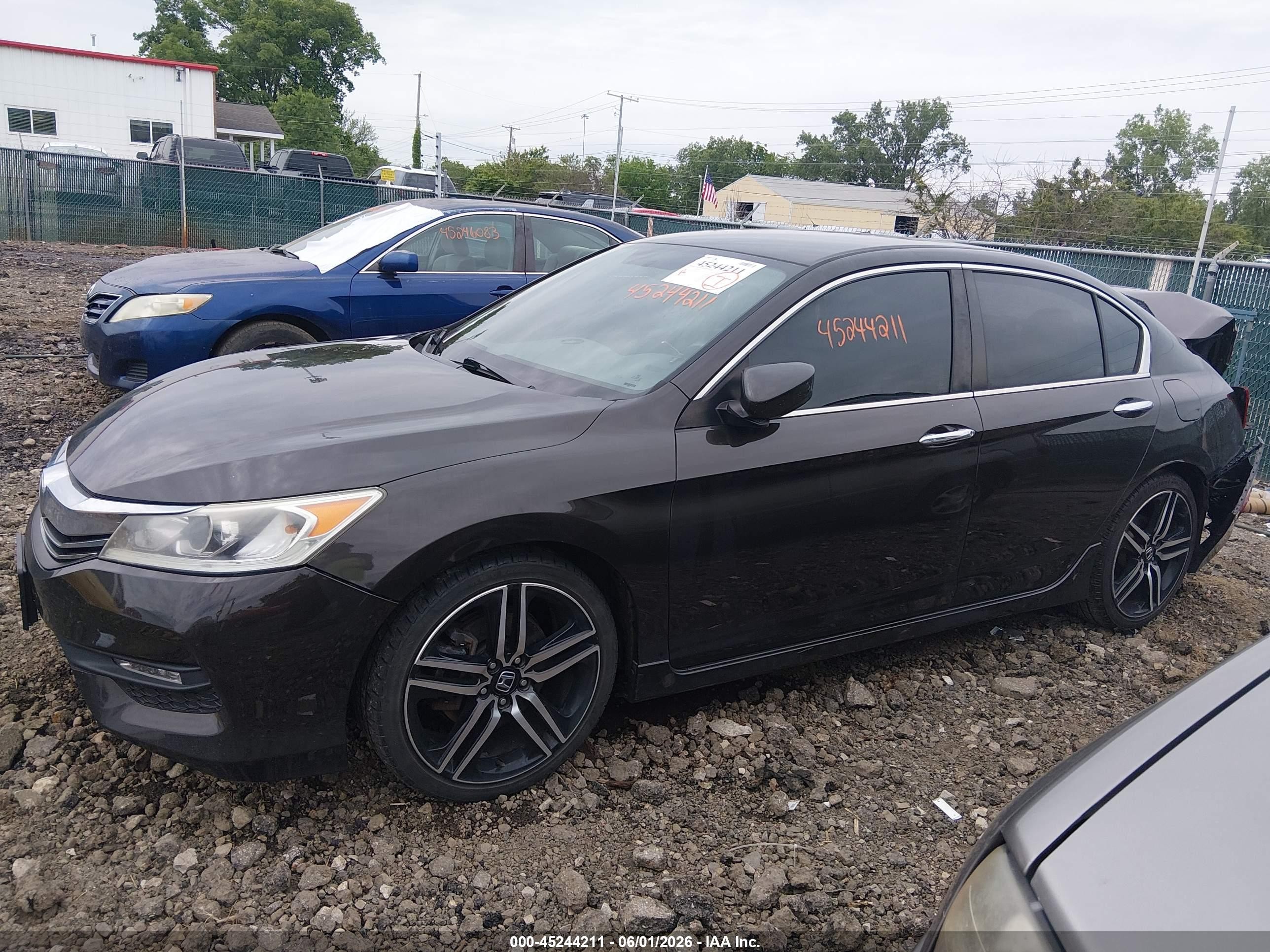 2017 Honda Accord Sport Черный vin: 1HGCR2F51HA097315