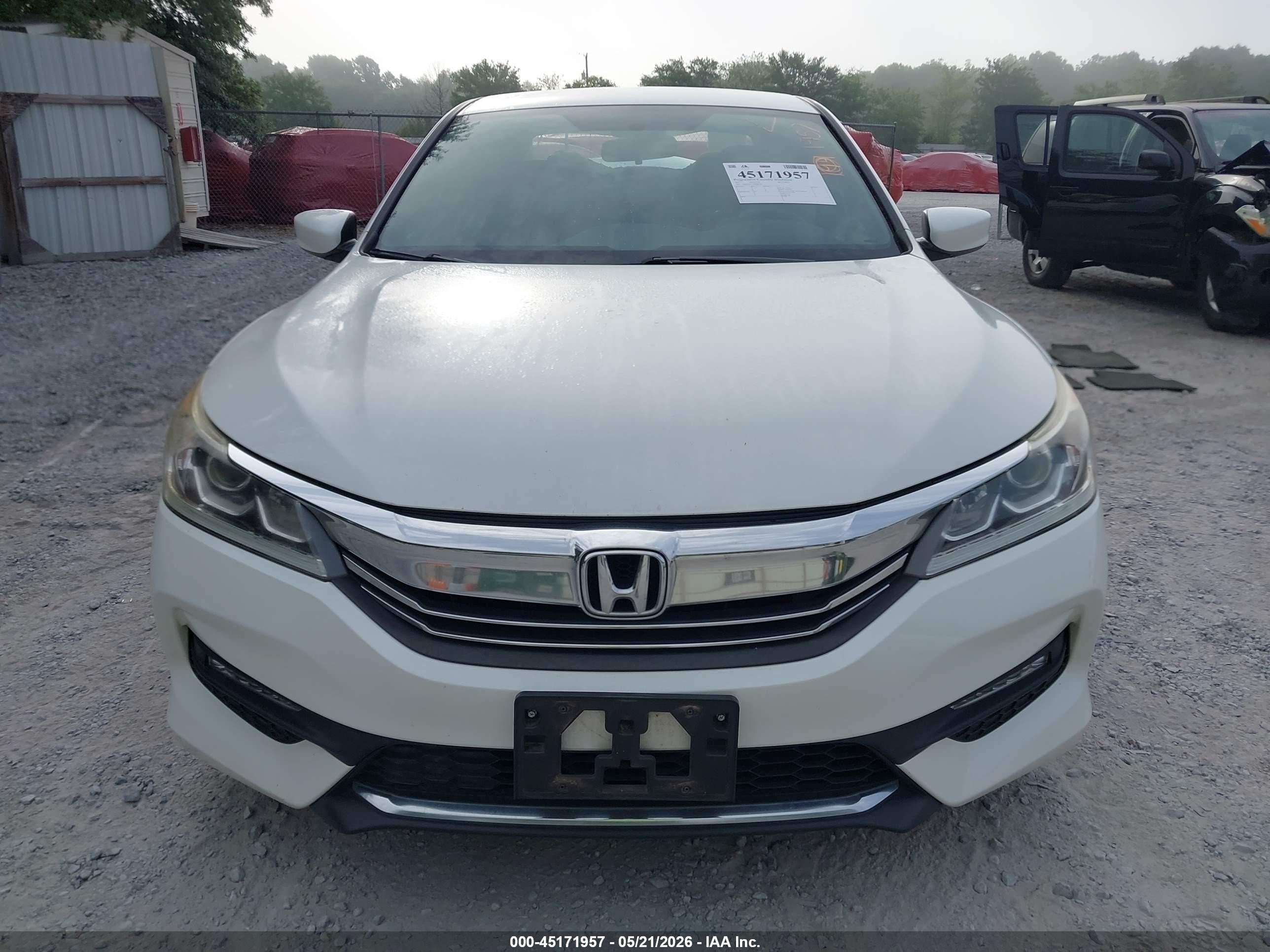 2017 Honda Accord Sport Белый vin: 1HGCR2F51HA287793