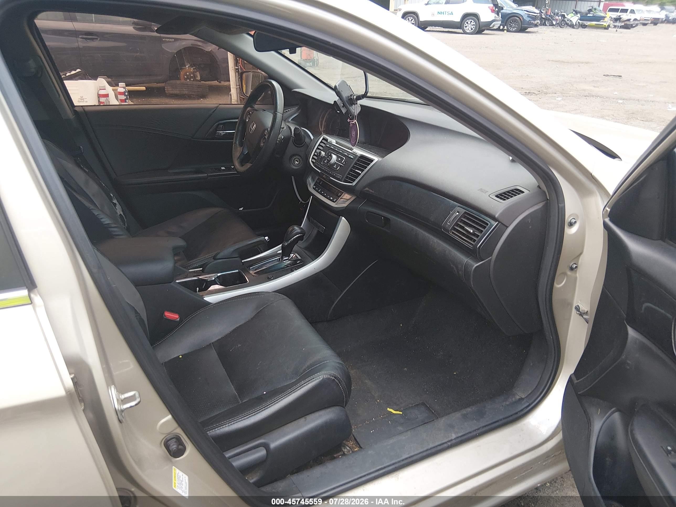 2013 Honda Accord Sport Gold vin: 1HGCR2F52DA042267
