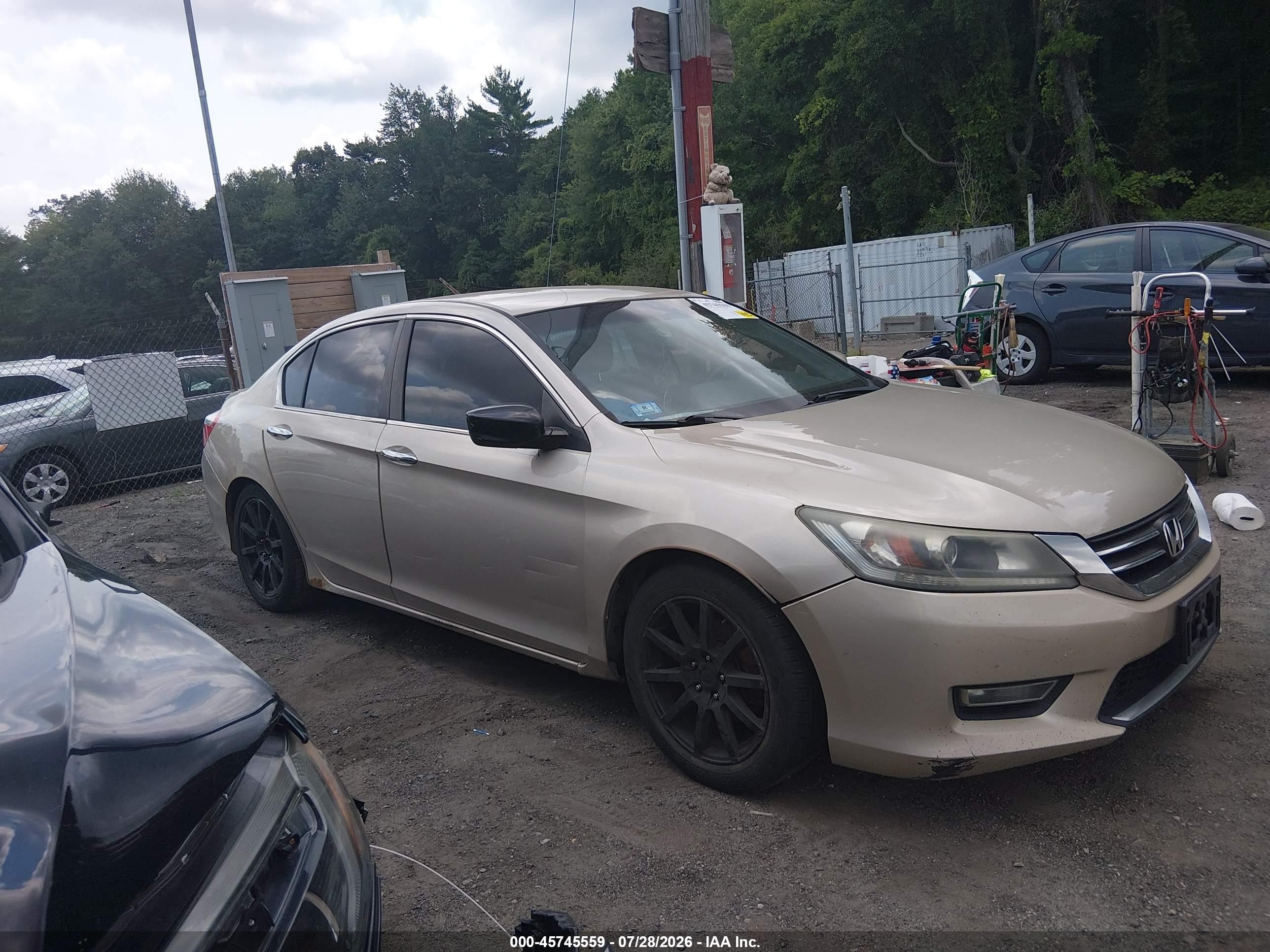 2013 Honda Accord Sport Gold vin: 1HGCR2F52DA042267
