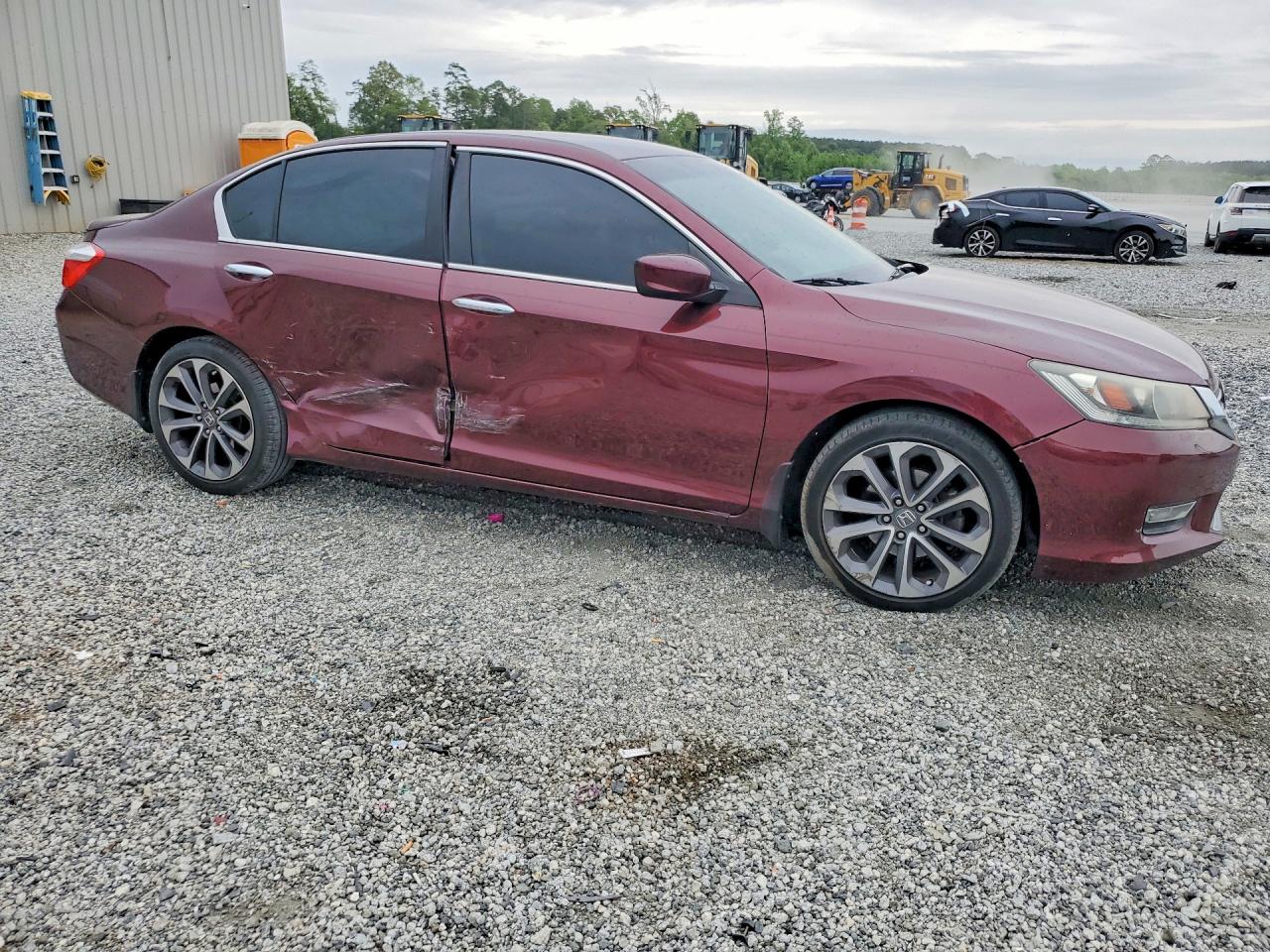 2013 Honda Accord Burgundy vin: 1HGCR2F52DA176051