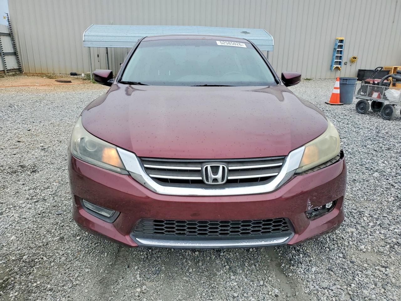 2013 Honda Accord Burgundy vin: 1HGCR2F52DA176051