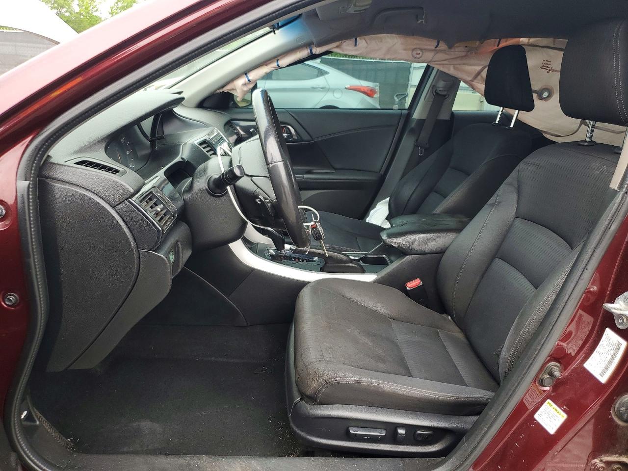 2013 Honda Accord Burgundy vin: 1HGCR2F52DA176051