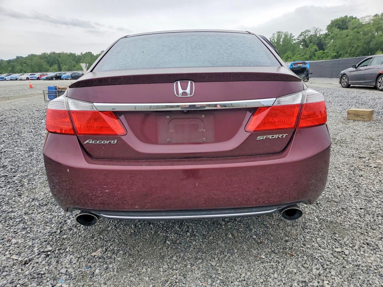2013 Honda Accord Burgundy vin: 1HGCR2F52DA176051