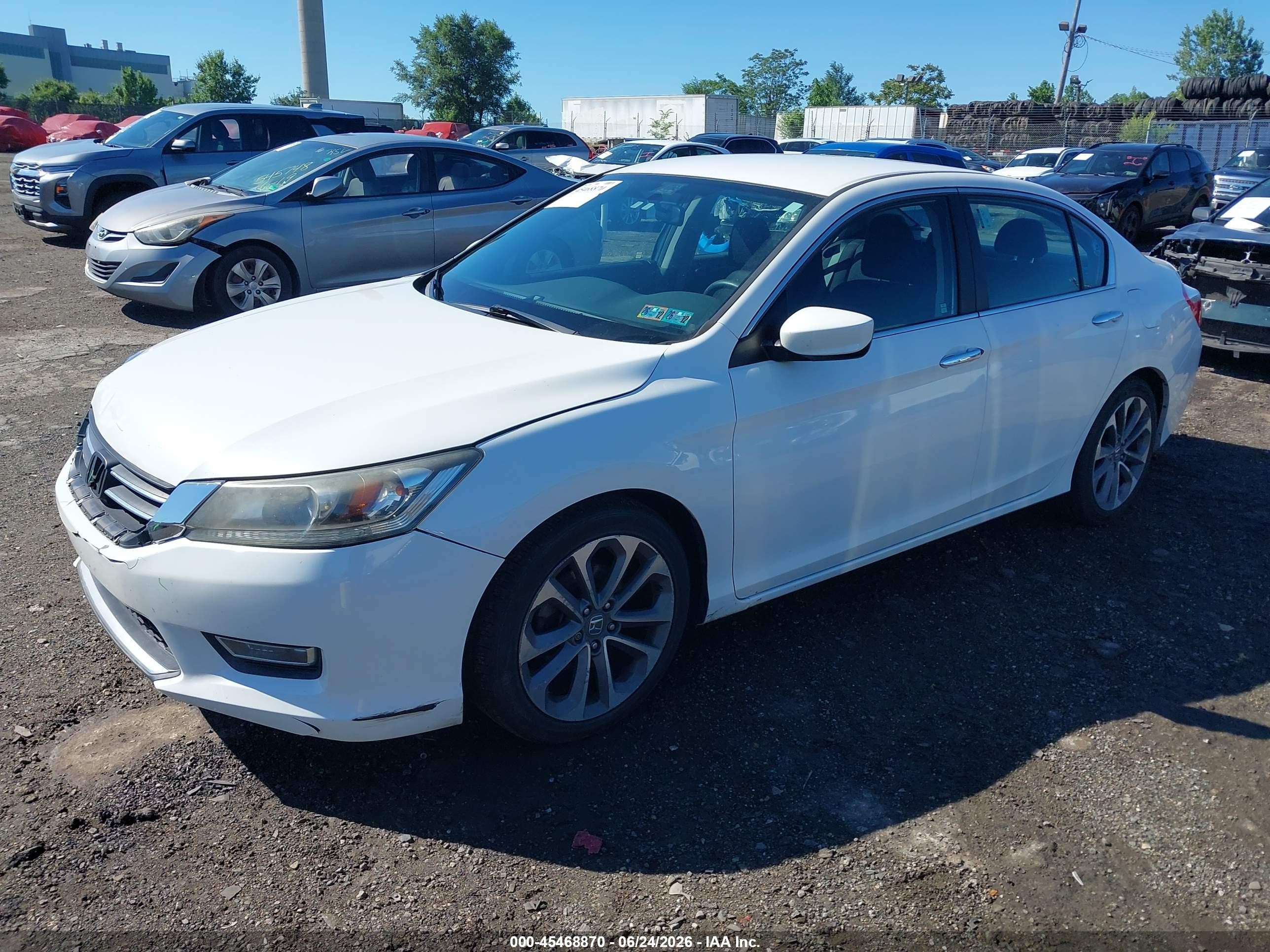 2013 Honda Accord Sport White vin: 1HGCR2F52DA206553