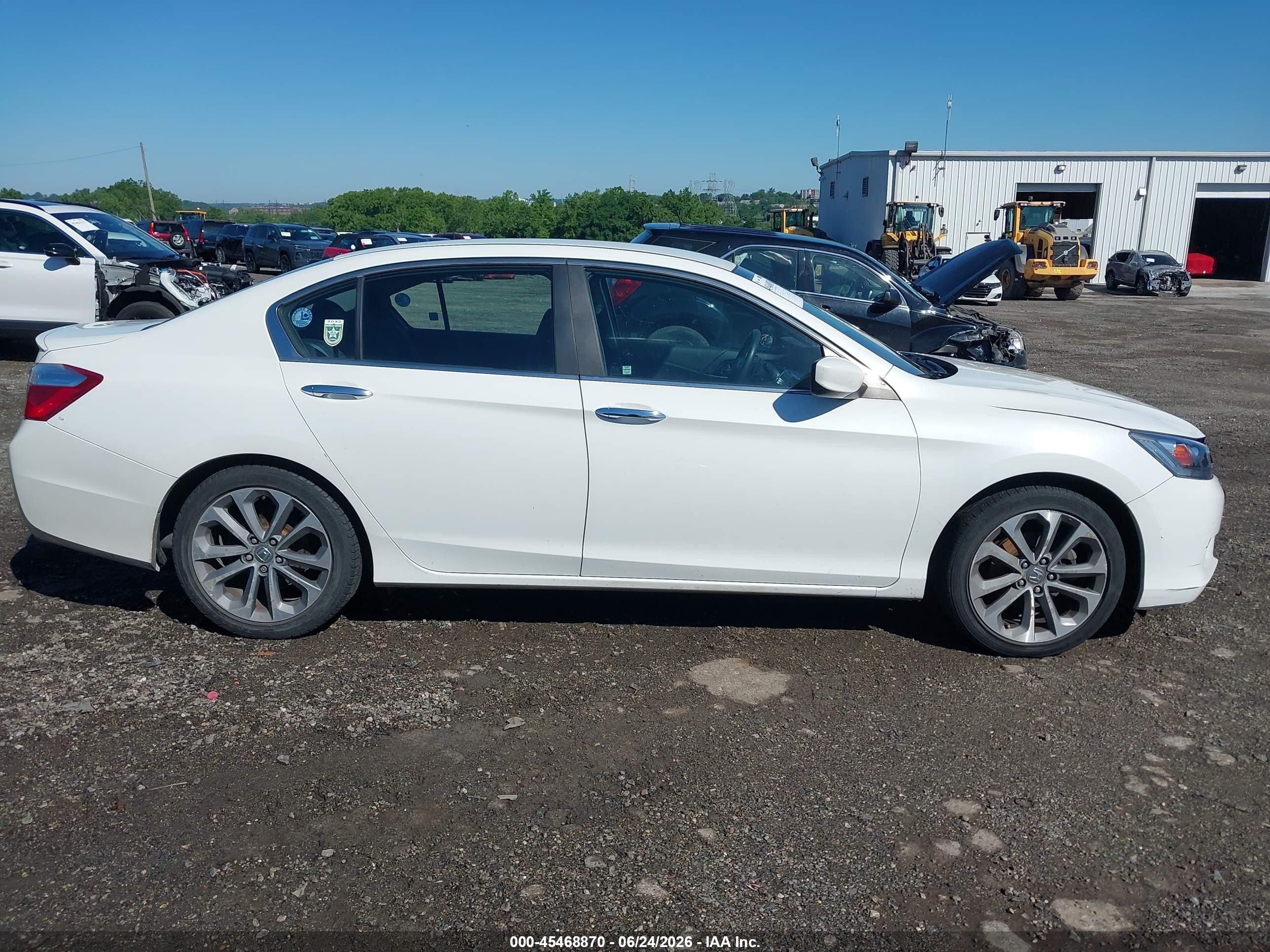 2013 Honda Accord Sport White vin: 1HGCR2F52DA206553