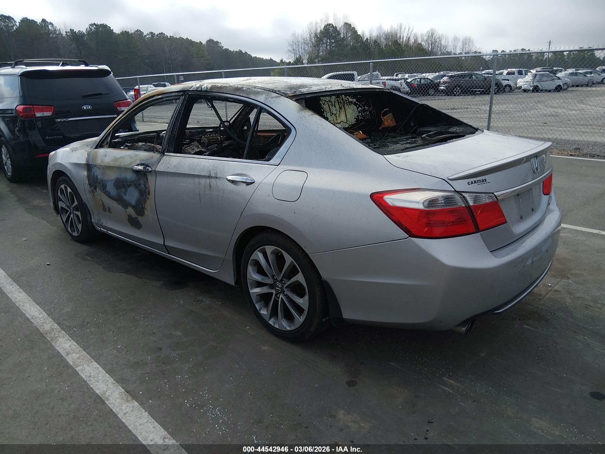 2014 Honda Accord Sport Серебряный vin: 1HGCR2F52EA044909