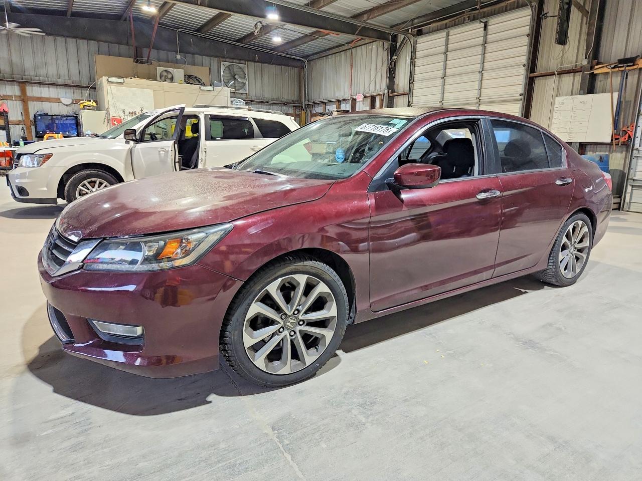 2014 Honda Accord Sport Burgundy vin: 1HGCR2F52EA244334