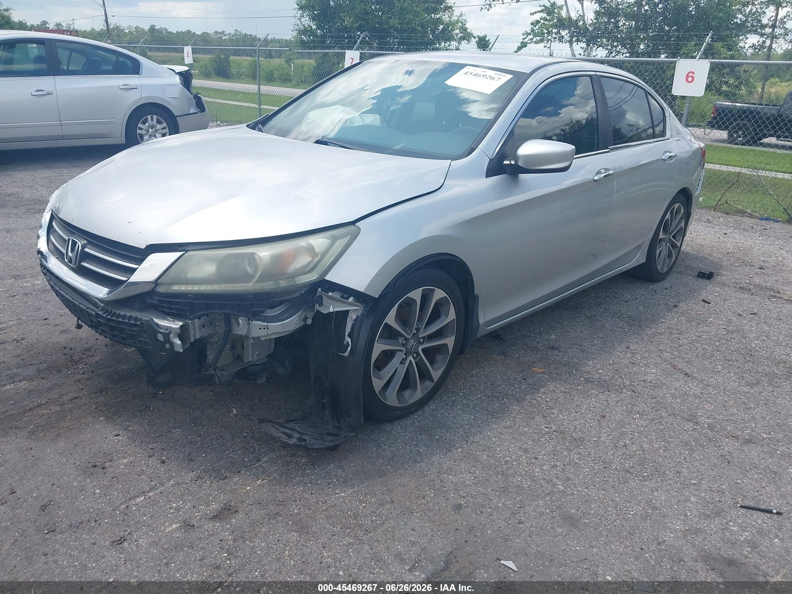 2014 Honda Accord Sport Silver vin: 1HGCR2F52EA282985