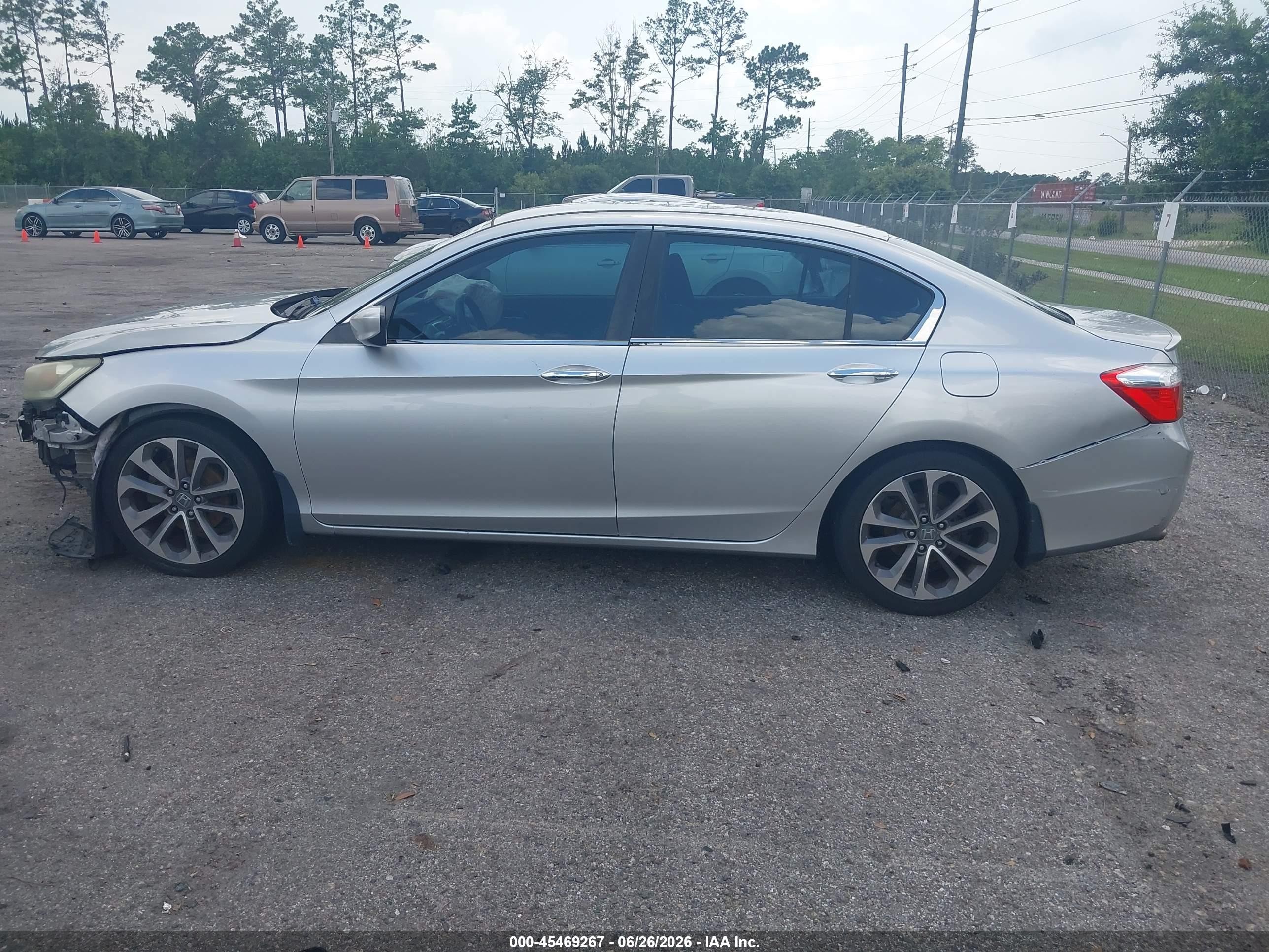 2014 Honda Accord Sport Silver vin: 1HGCR2F52EA282985