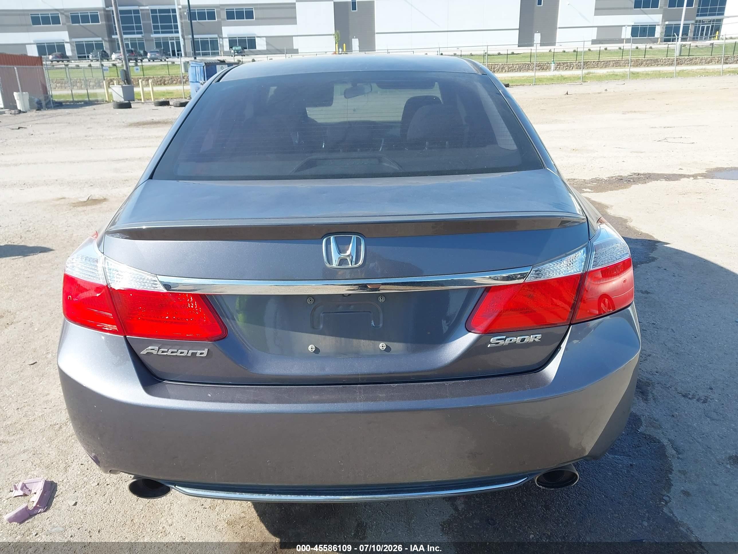2015 Honda Accord Sport Gray vin: 1HGCR2F52FA000457