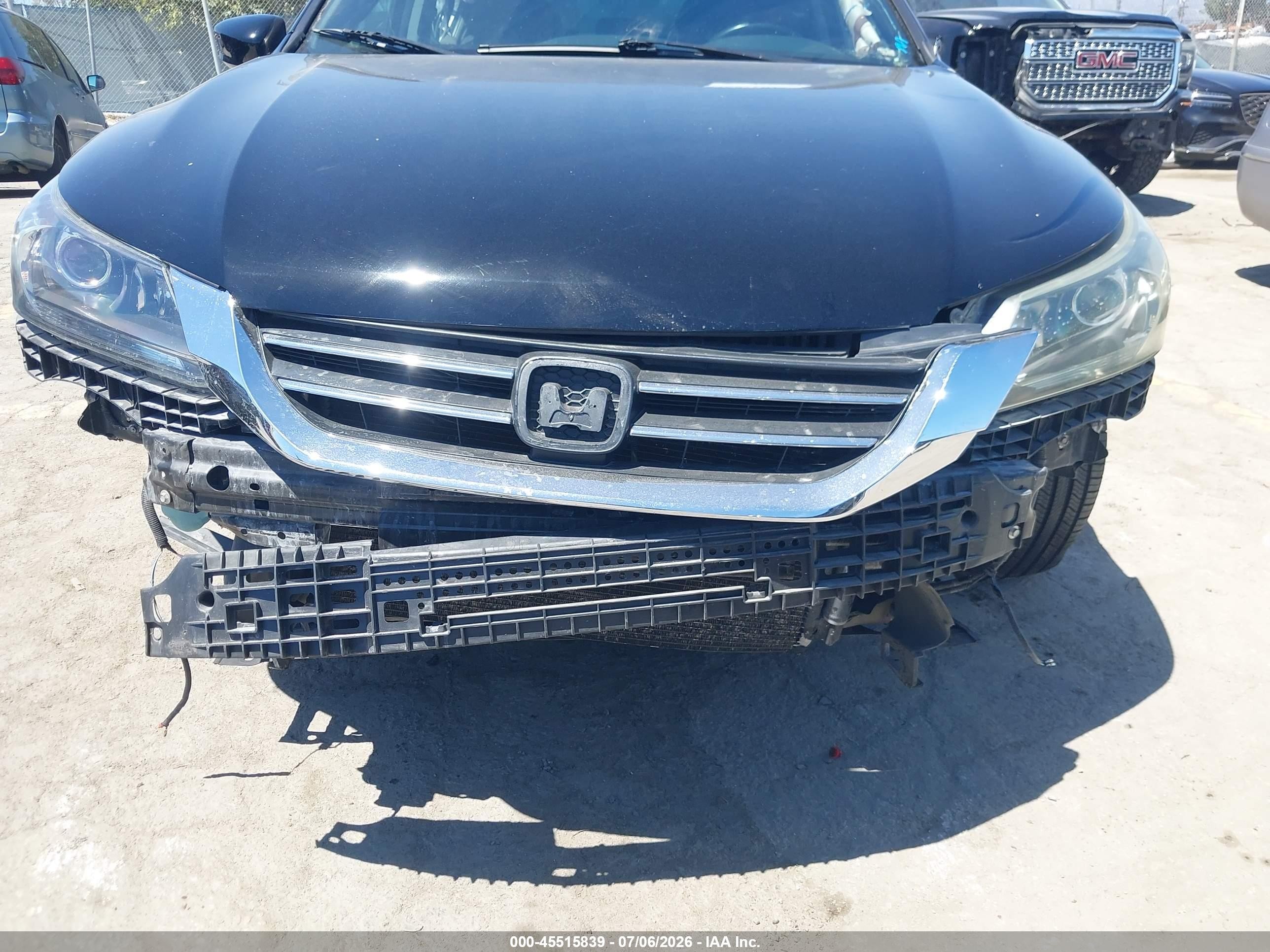 2015 Honda Accord Sport Черный vin: 1HGCR2F52FA002631