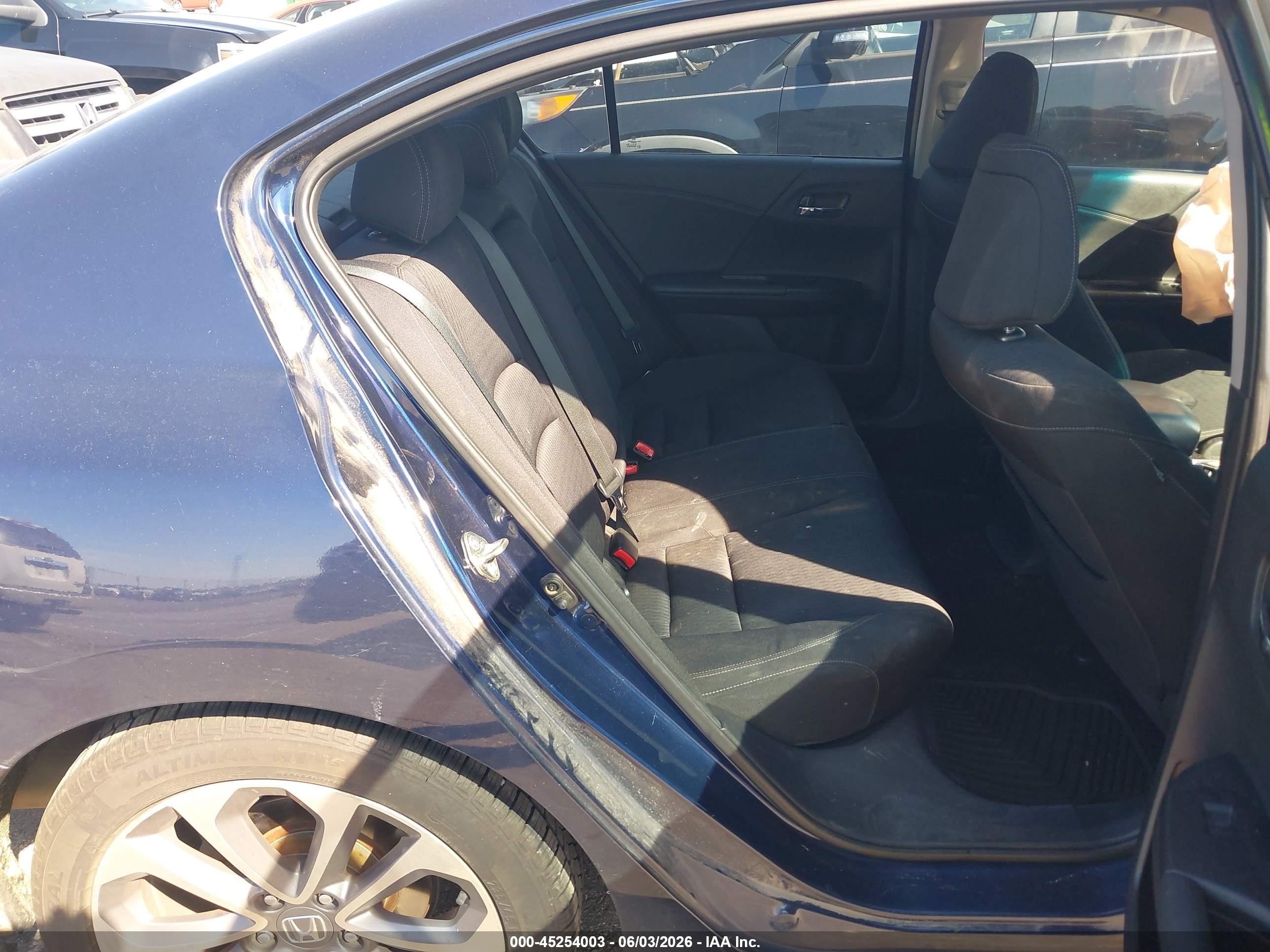 2015 Honda Accord Sport Blue vin: 1HGCR2F52FA016397
