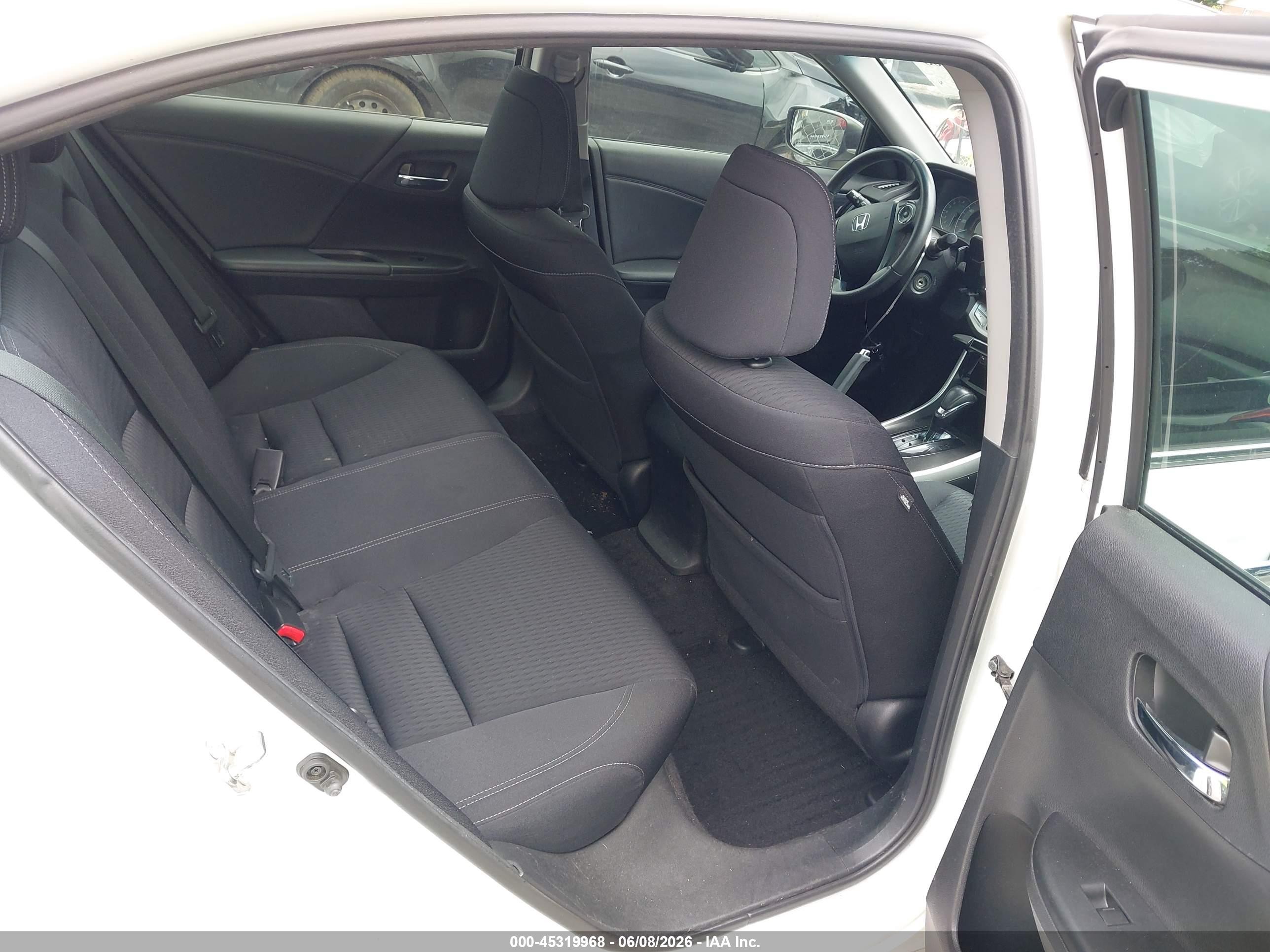 2015 Honda Accord Sport White vin: 1HGCR2F52FA030803