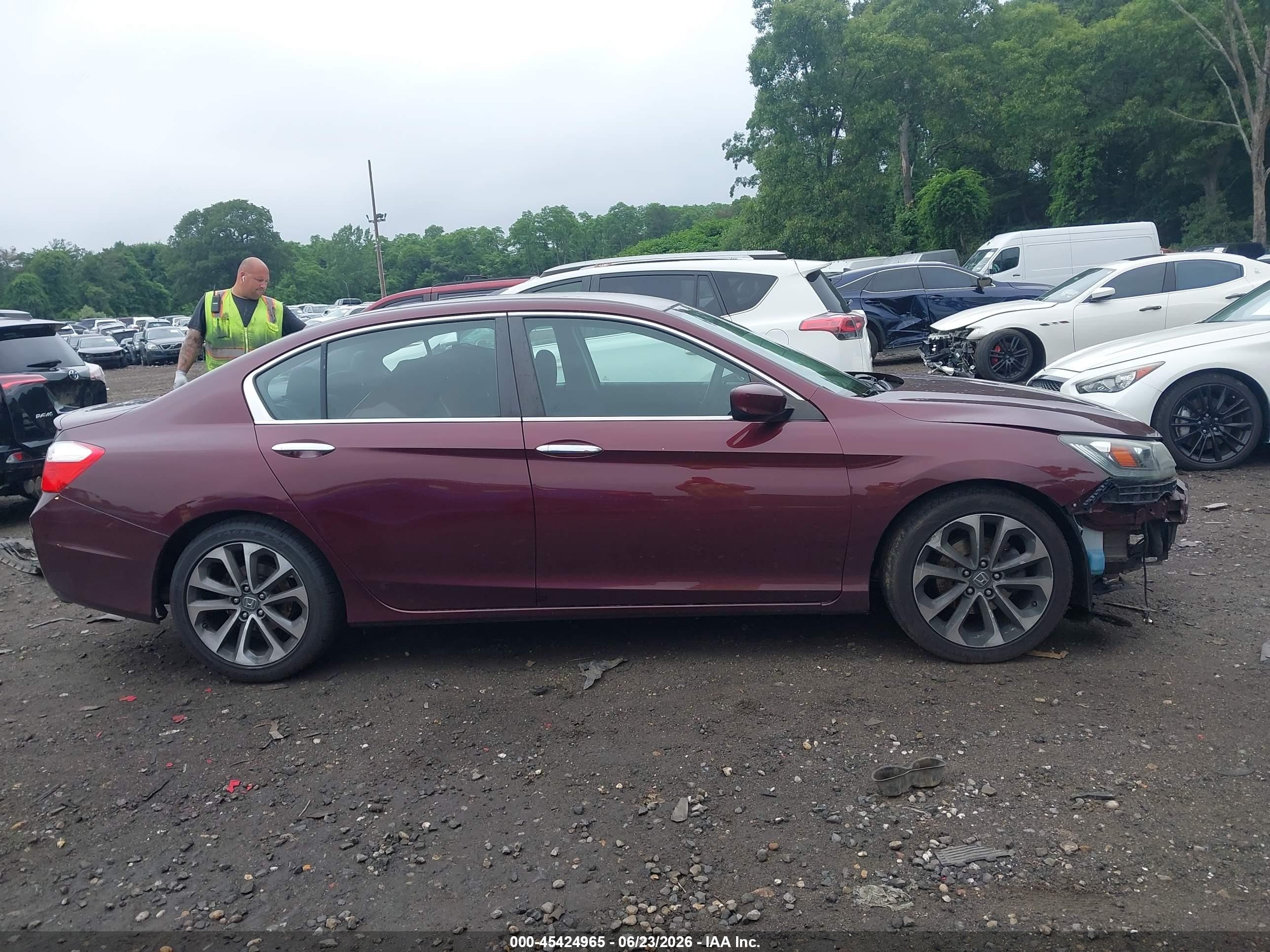 2015 Honda Accord Sport Maroon vin: 1HGCR2F52FA033751