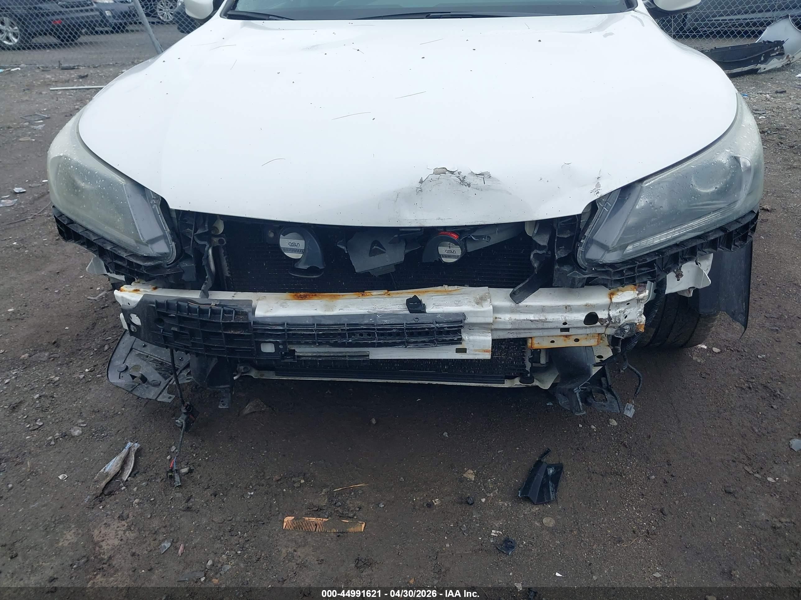 2015 Honda Accord Sport White vin: 1HGCR2F52FA051358