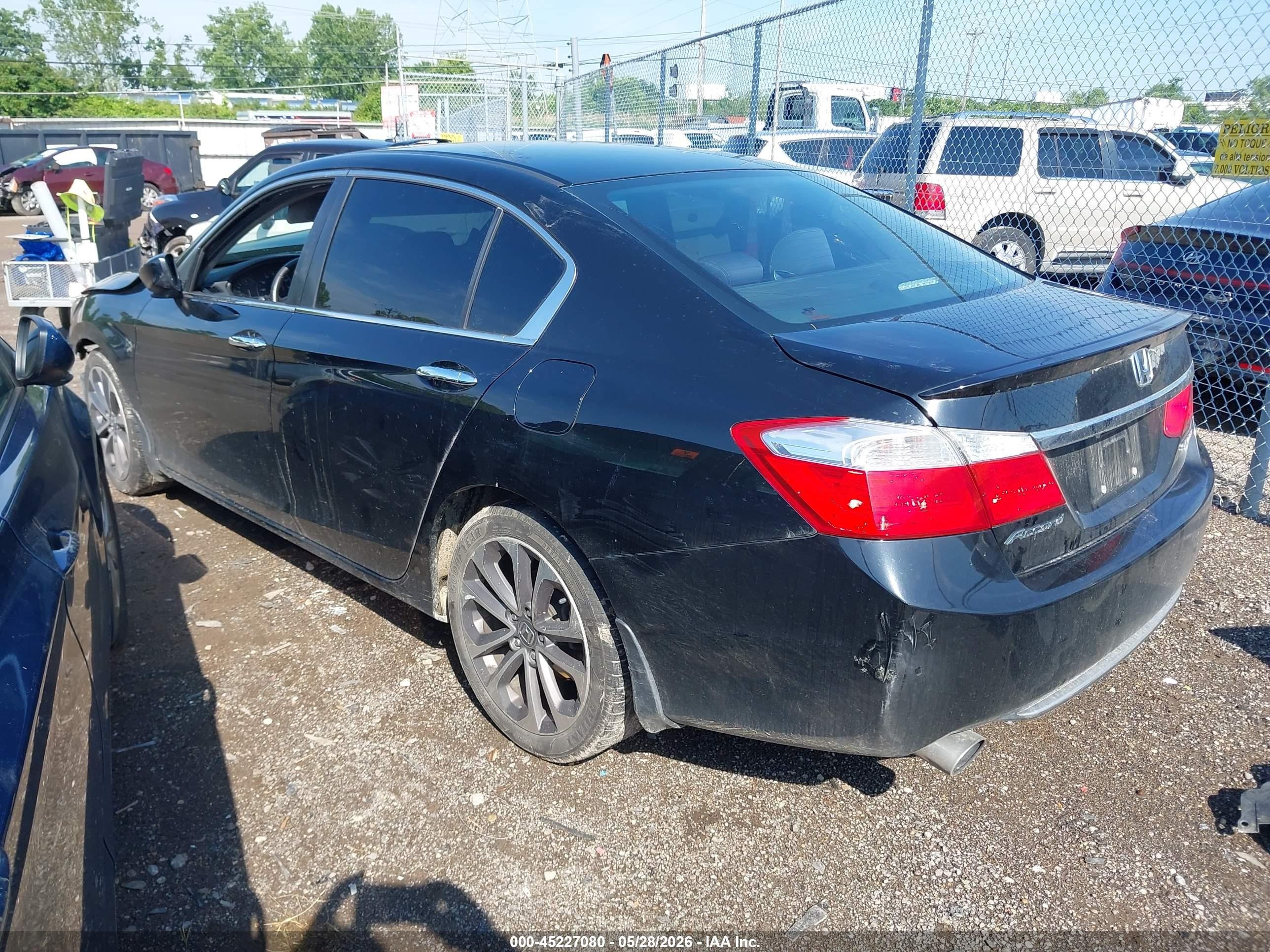 2015 Honda Accord Sport Black vin: 1HGCR2F52FA053062